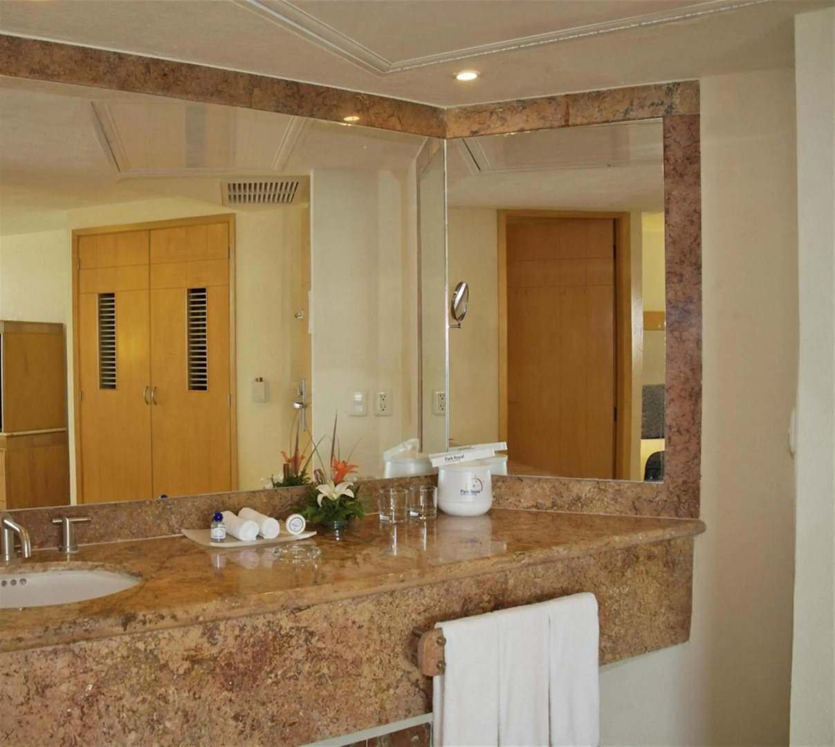 Grand Park Royal Cozumel - All Inclusive