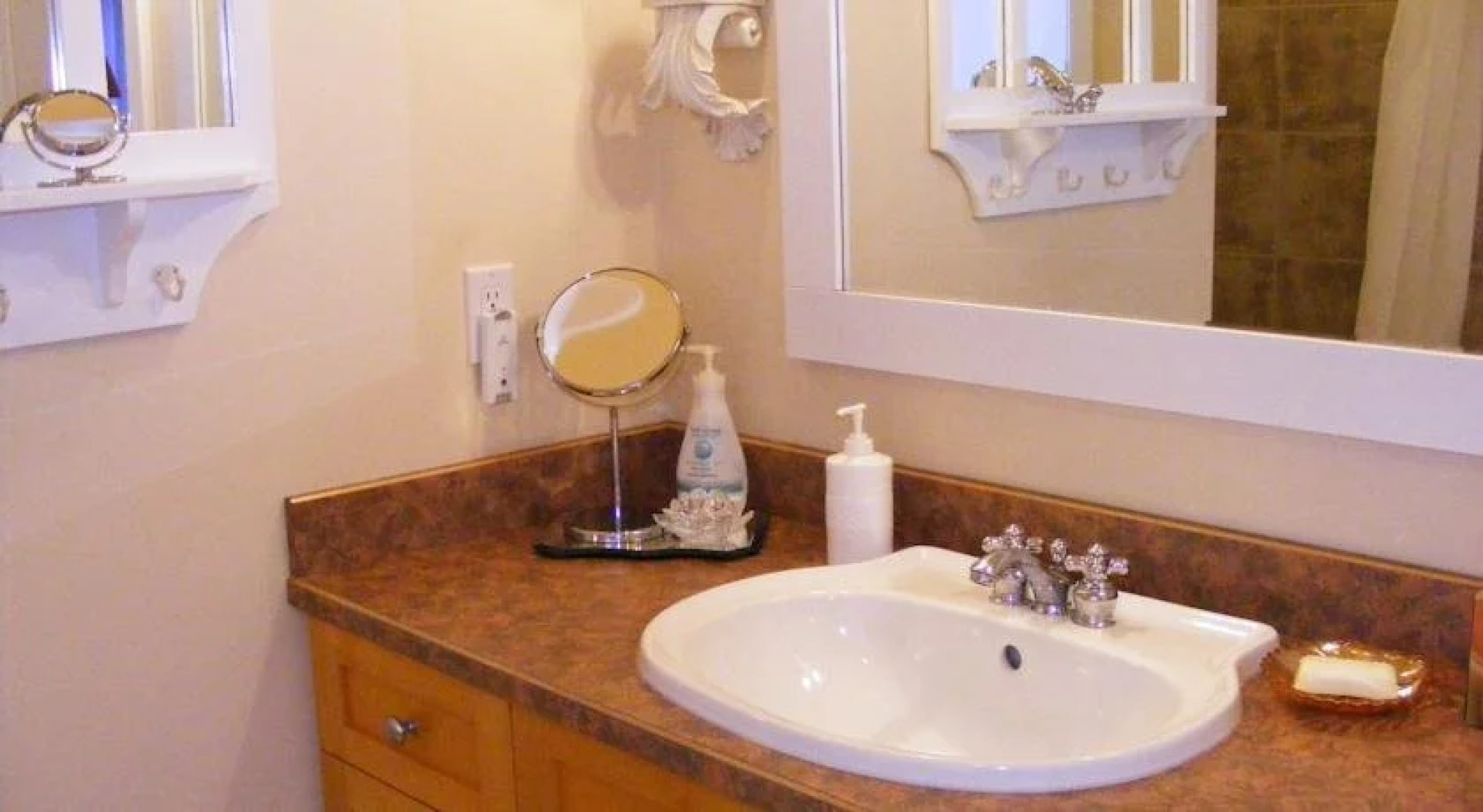 Off the Beaten Path Bed and Breakfast