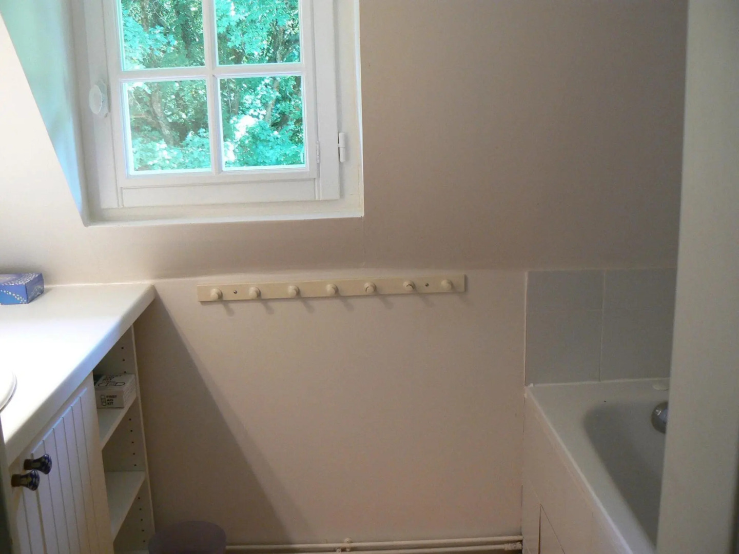 Estate in Normandy With Pool & Tennis Court