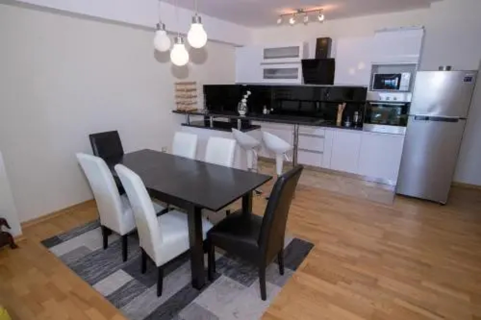 Park Diamond Apartments