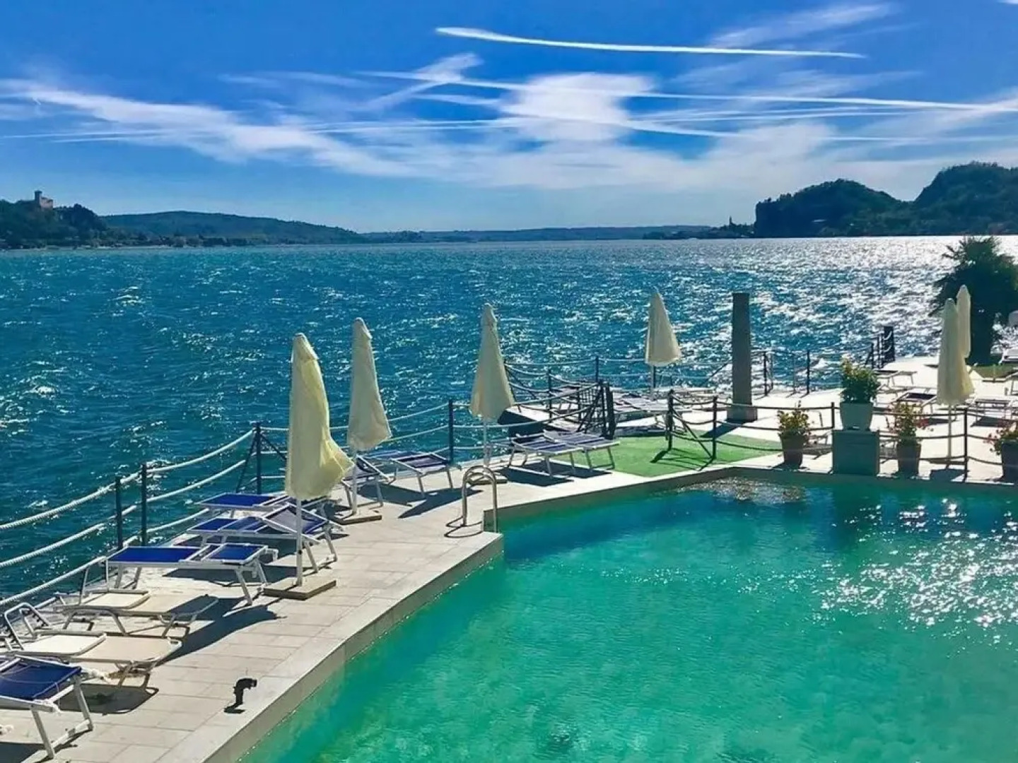 Brand new and Elegant Residence on Lake Maggiore