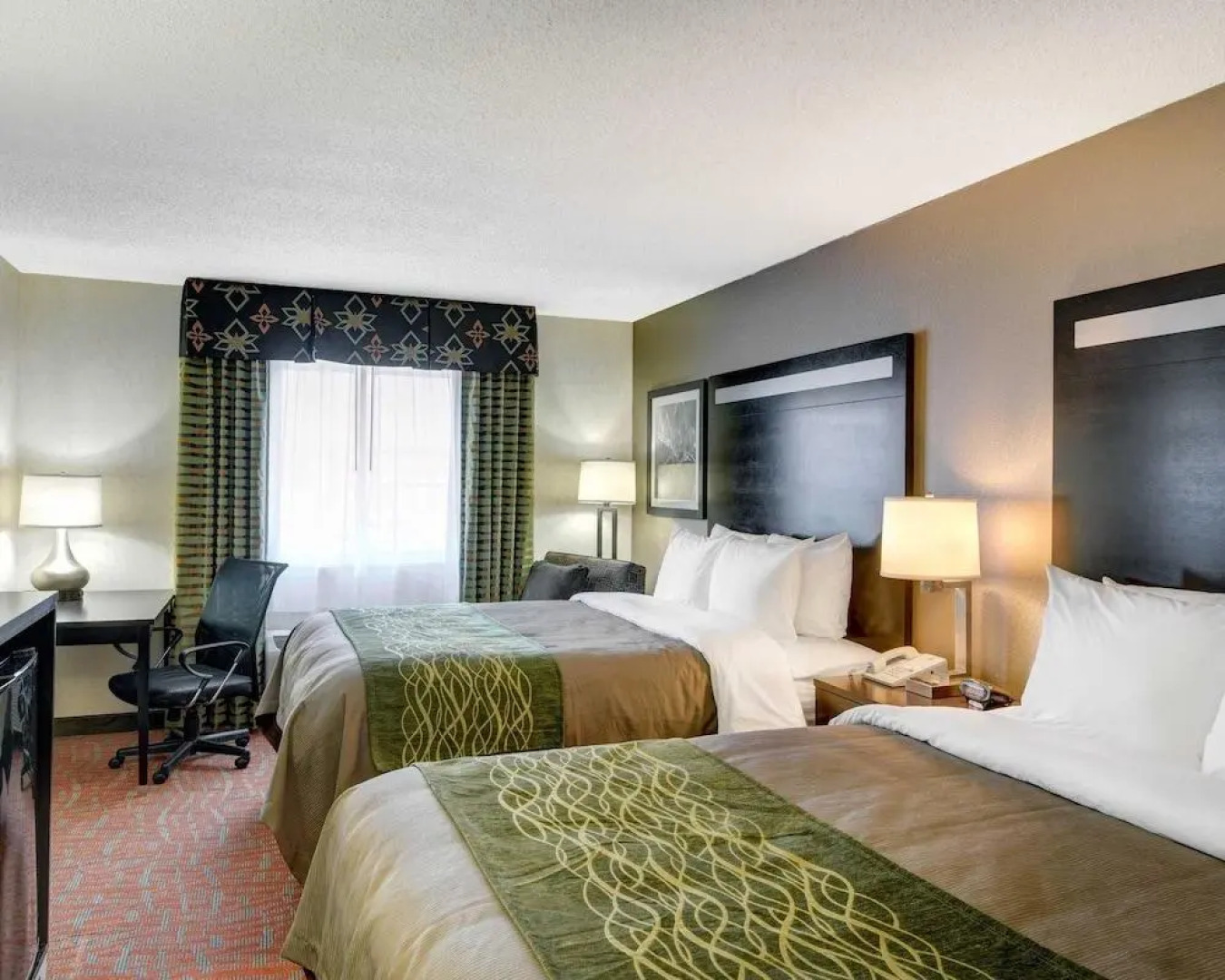 Baymont Inn & Suites Concord/Mentor