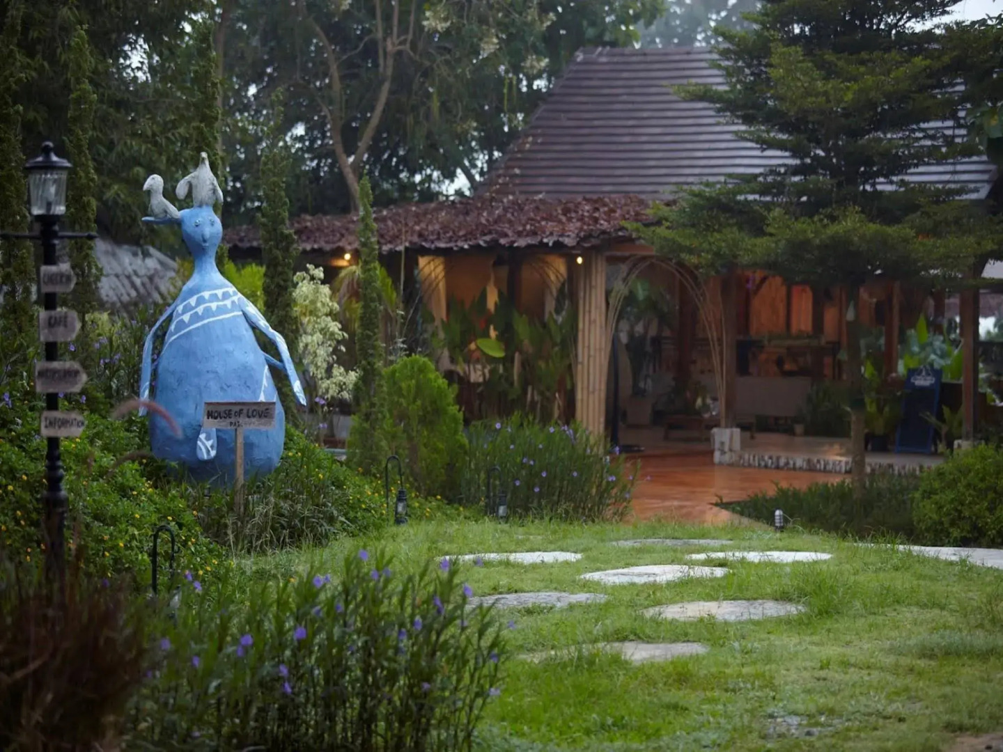 House of Love at Pai