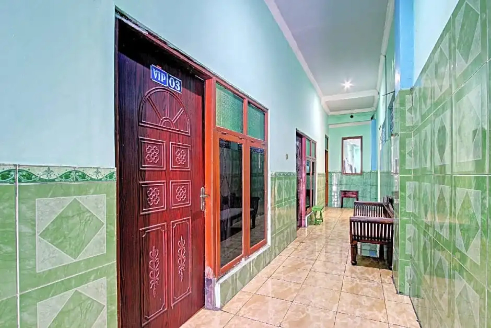 SPOT ON 92445 Mutiara Indah Hotel