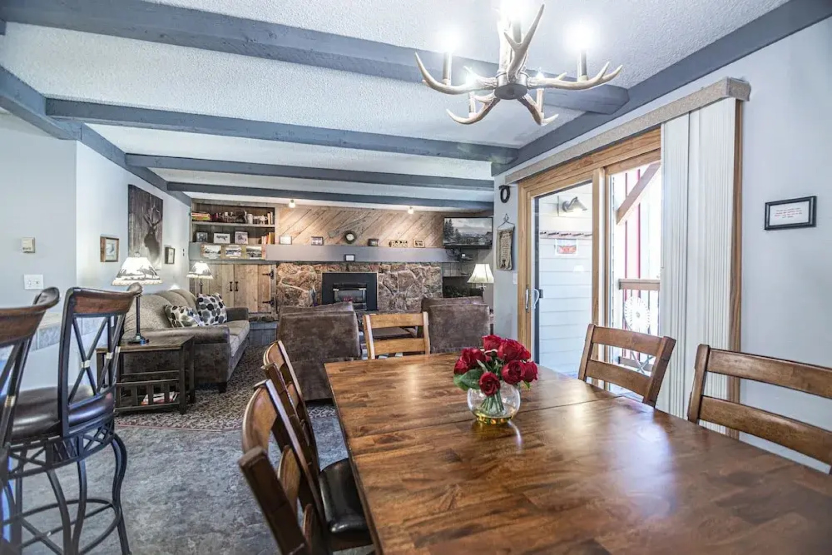 Longbranch 216 2 Bedroom Condo by RedAwning