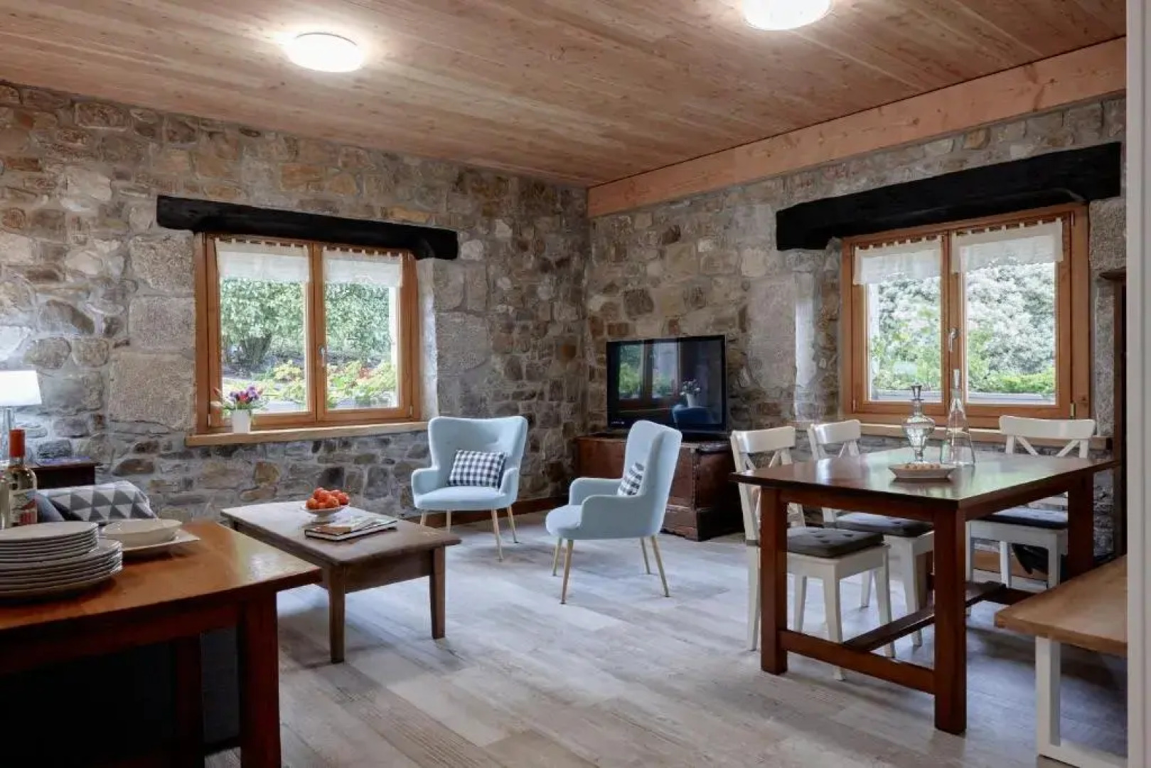 Apartamentos Ea Astei