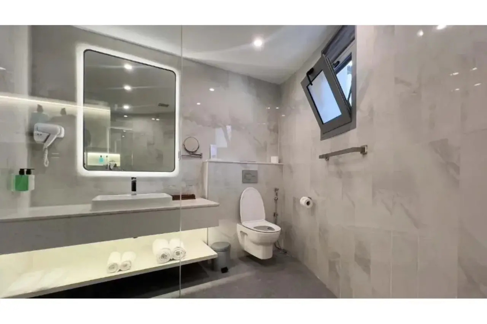 Baobab Beach Resort and Spa