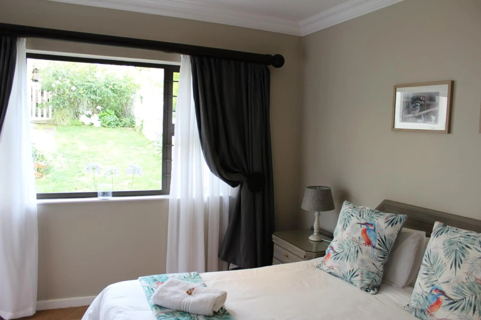Sunbird Haven Self-Catering Sleeps 8