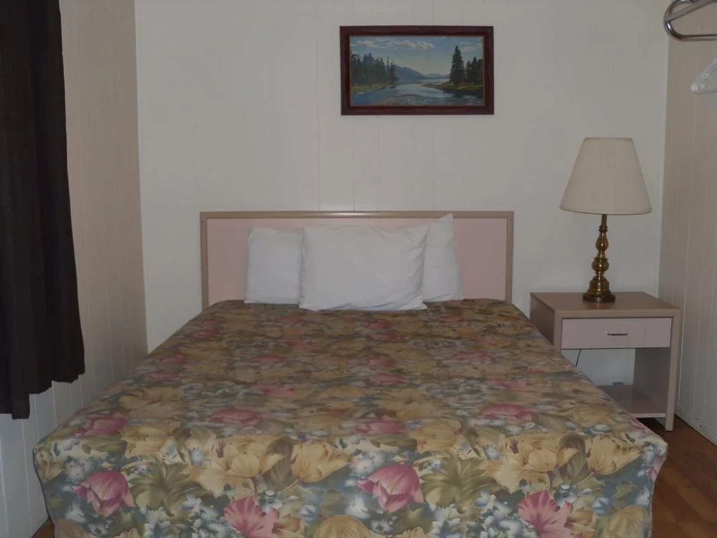 Hotel Bethel - Fort MacLeod, AB