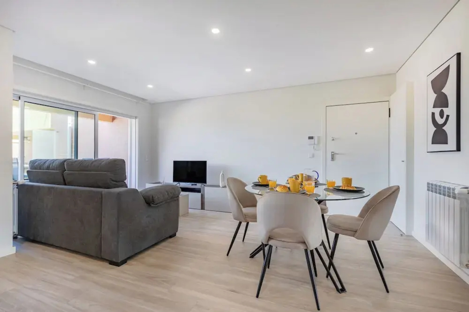 The Pine Flat with Pool at Furadouro