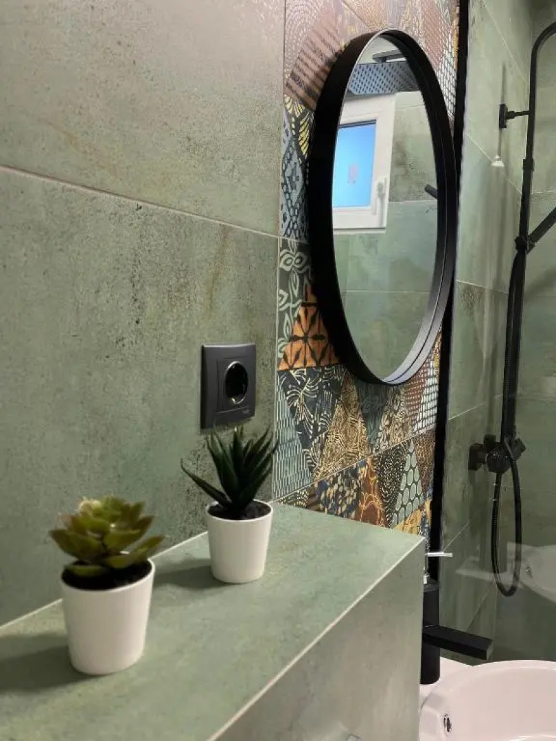 Alexander Cozy Apartment FREE PRIVATE PARKING