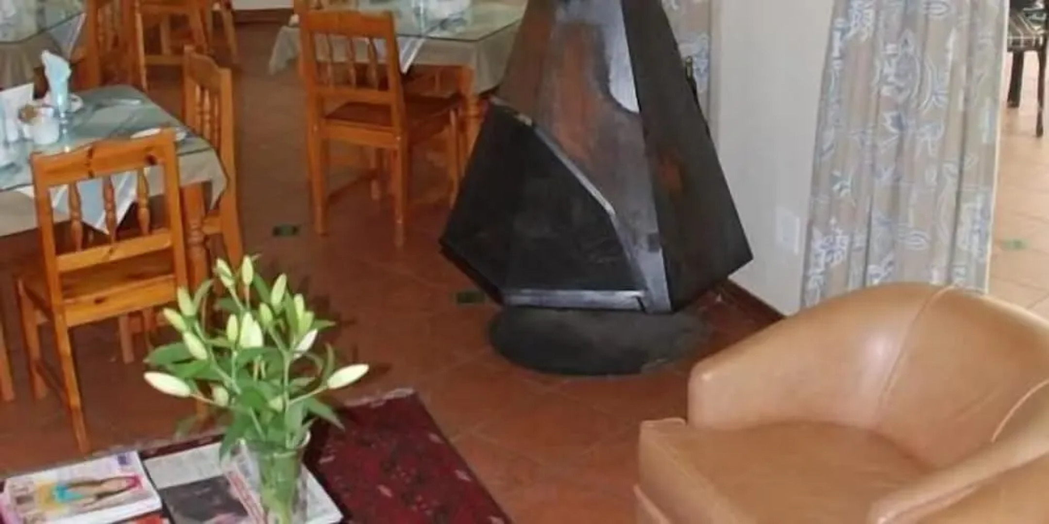 Woodmead Guest Lodge