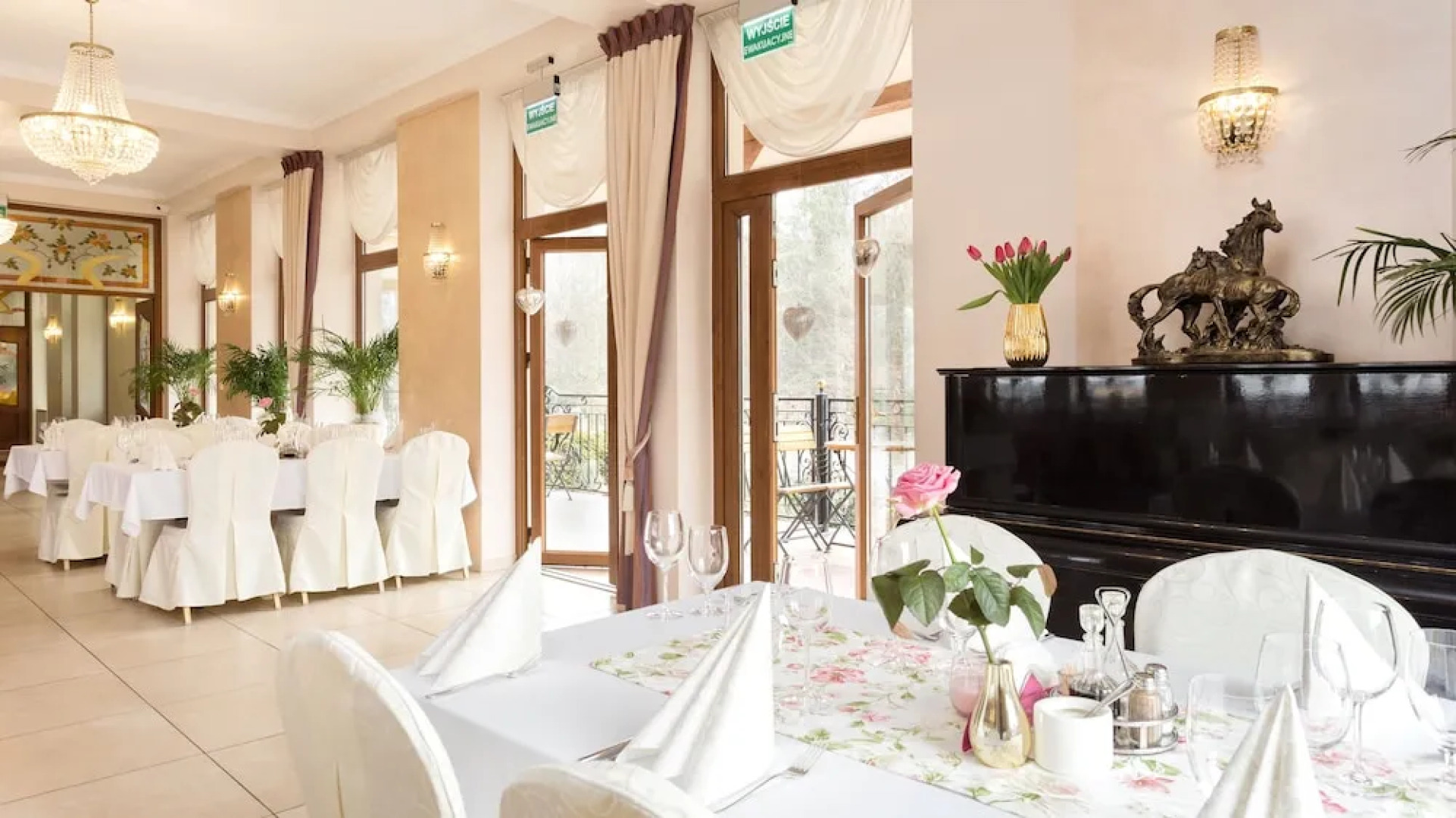 Lesna Perla - Restaurant and Hotel