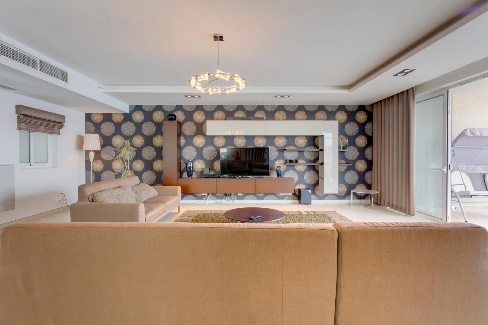 Contemporary, Luxury Apartment With Valletta and Harbour Views