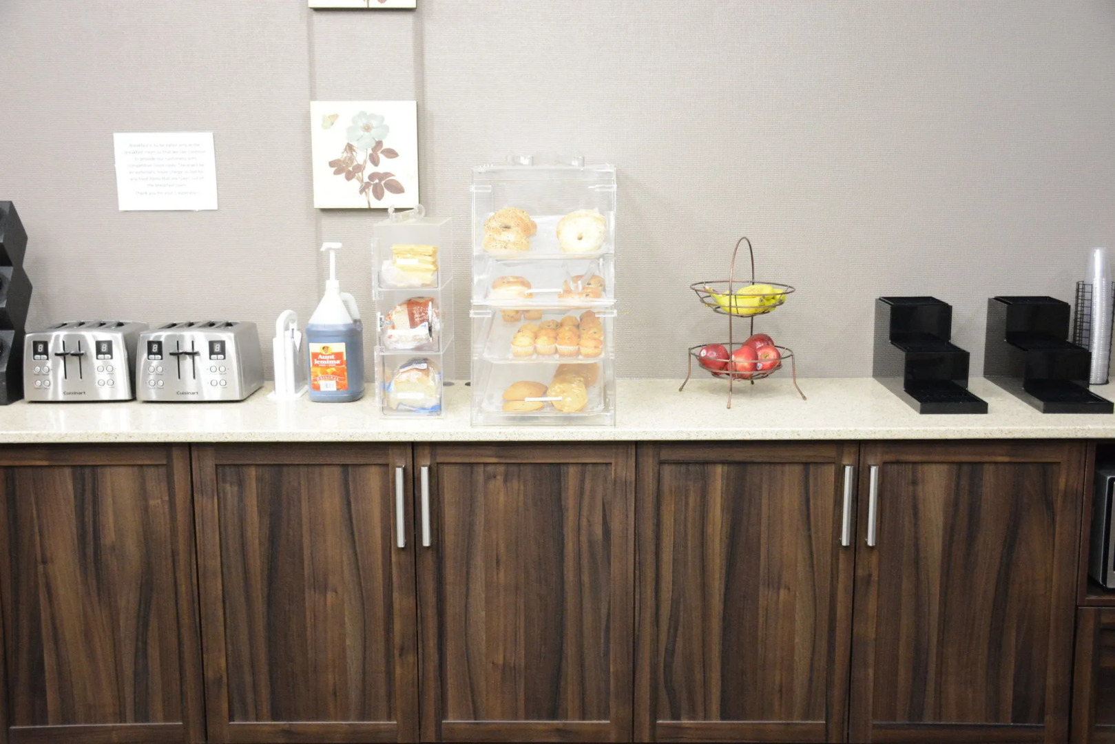 Travelodge by Wyndham Lethbridge