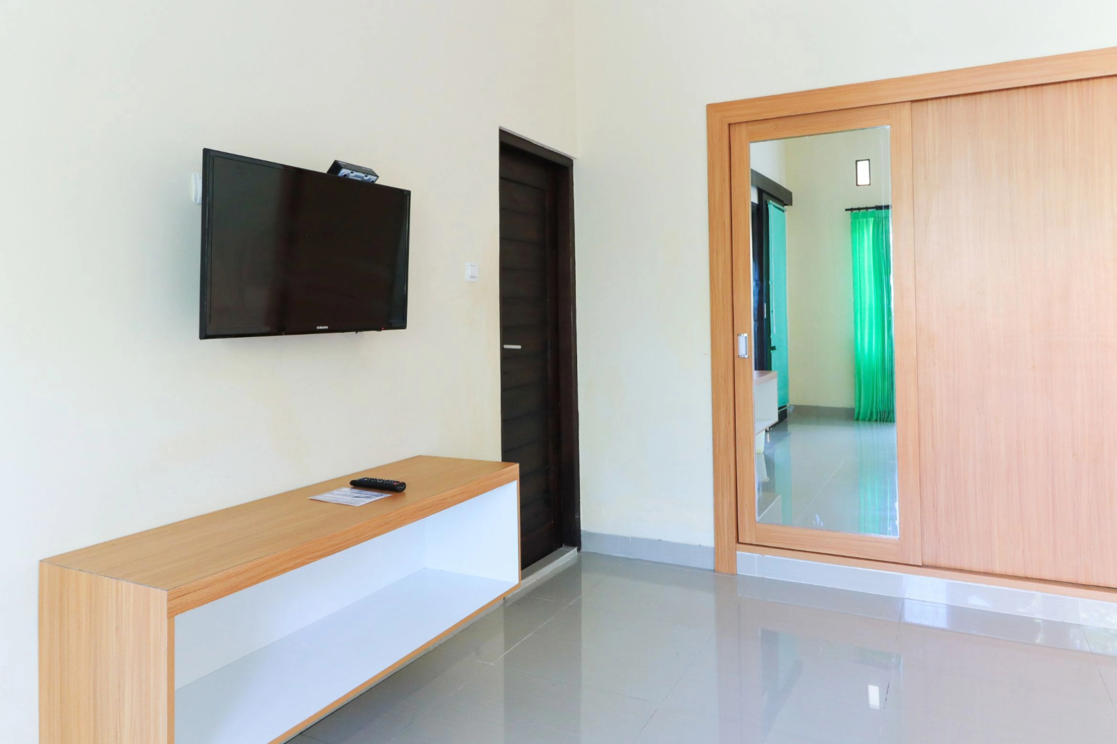 Taman Damai Bungalow by ZUZU