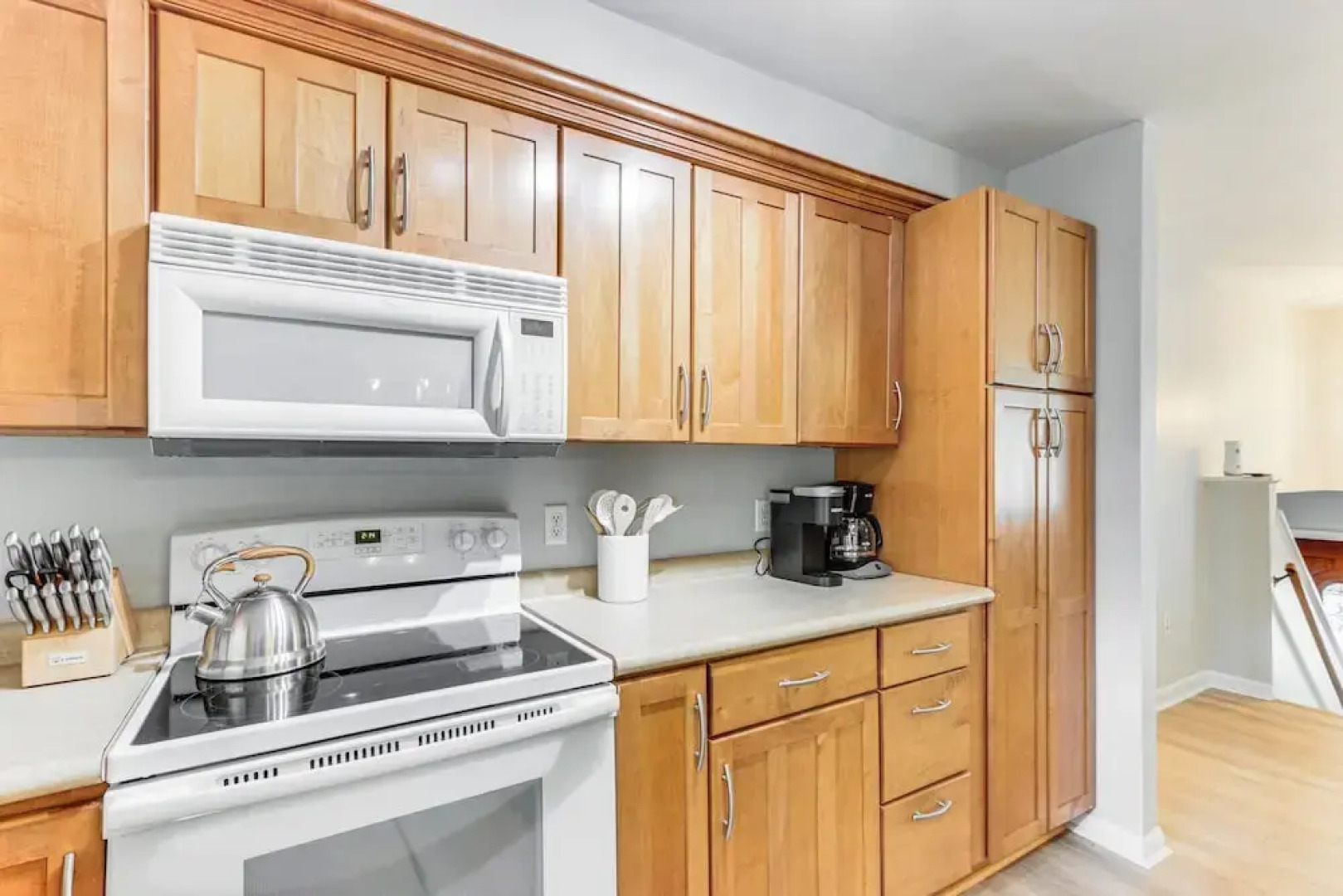 4 Mi to Penn State: Suburban Happy Valley Home