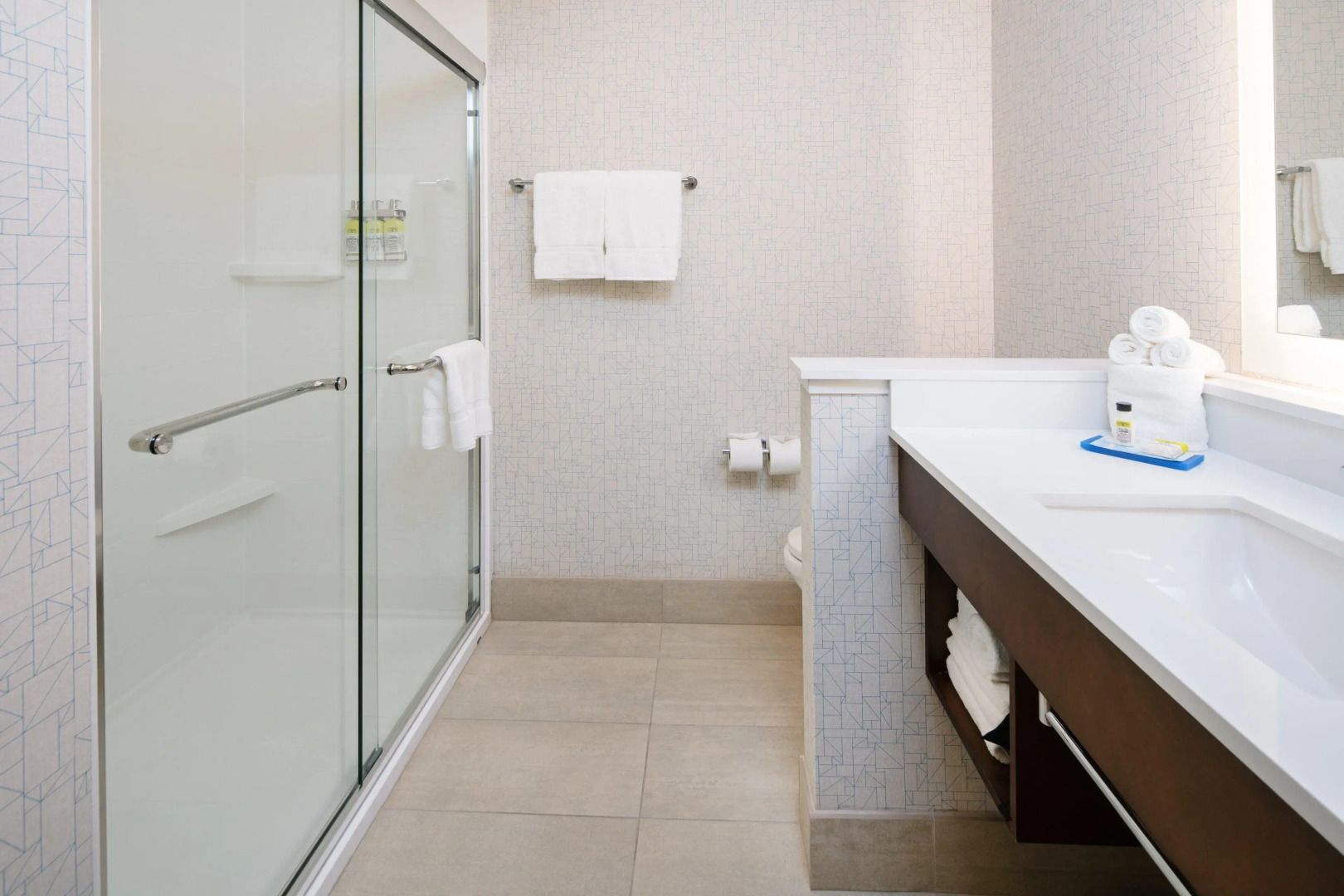 Holiday Inn Express & Suites Murrieta by IHG