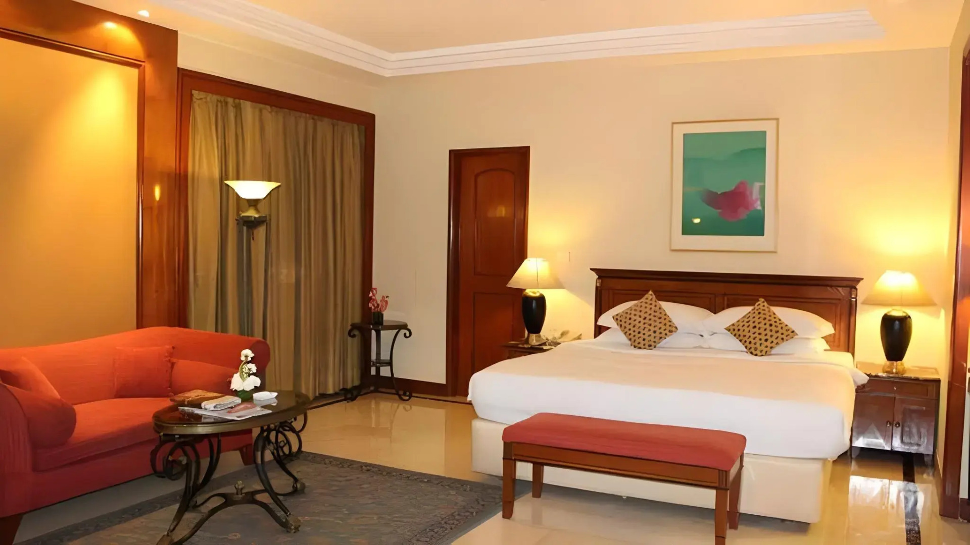 The Hans Hotel New Delhi