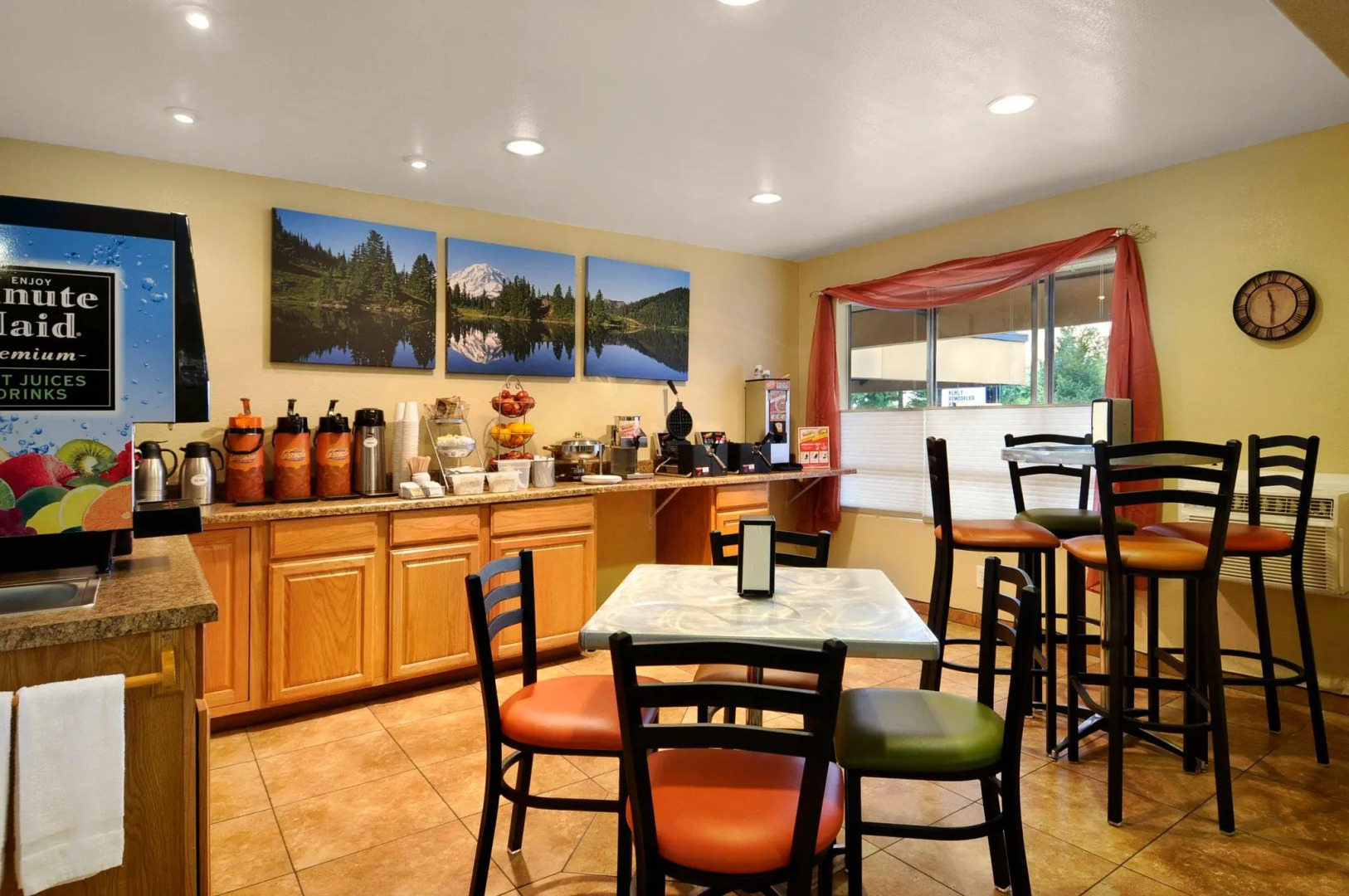 Travelodge by Wyndham Seattle University