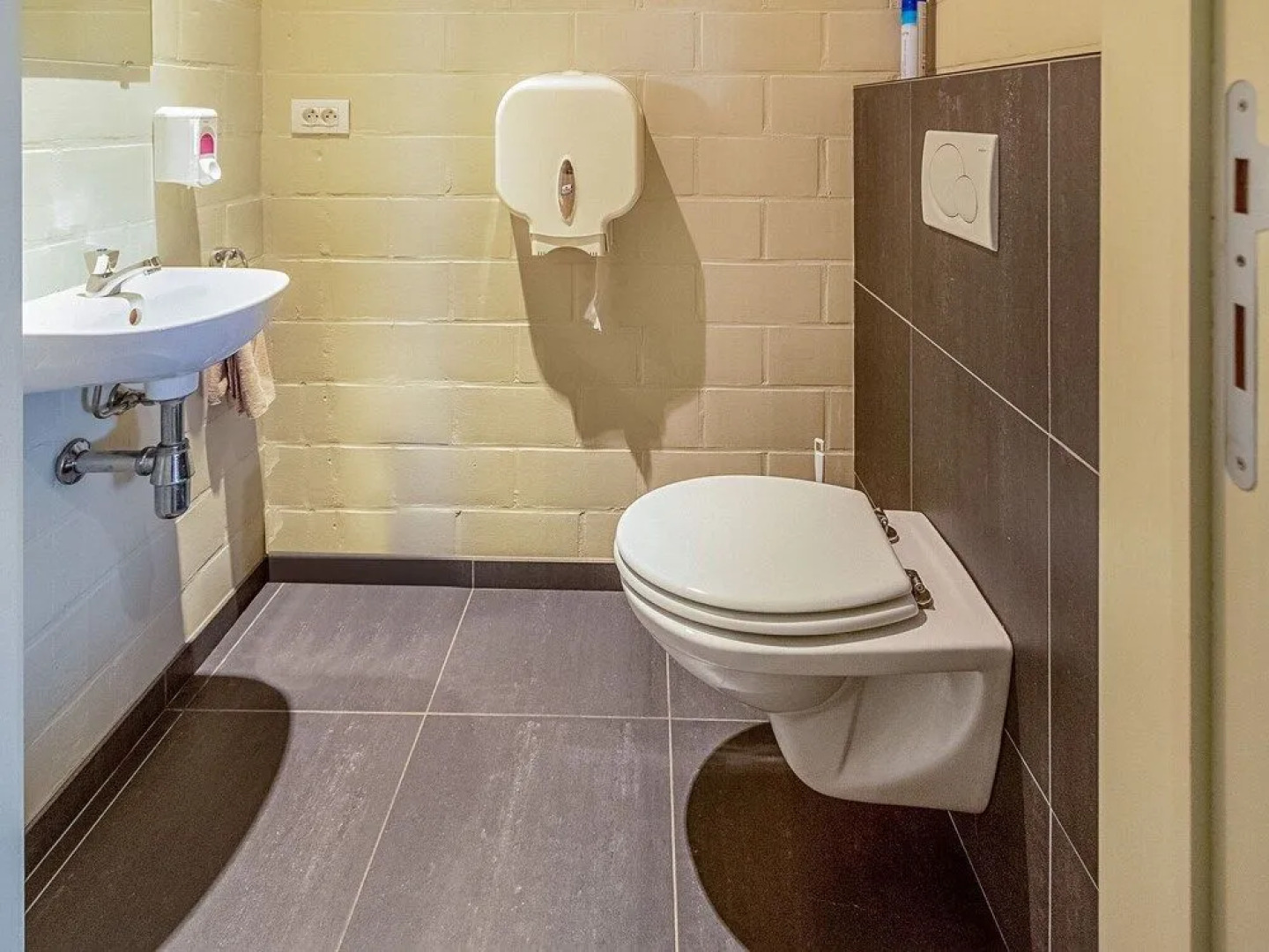 Holiday Home in Gijverinkhove Near Plopsaland