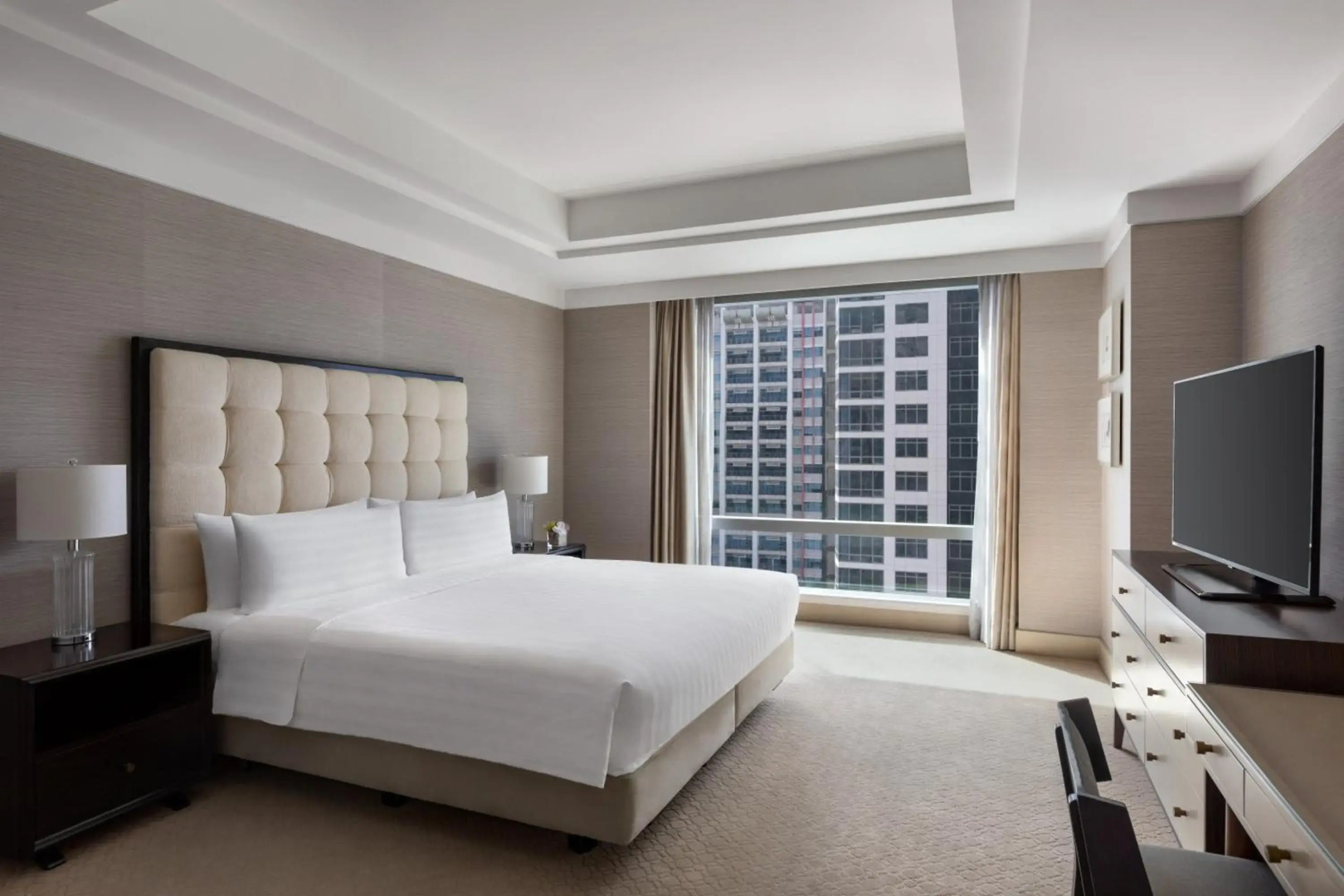 Shangri-La Residences at the Fort, Manila