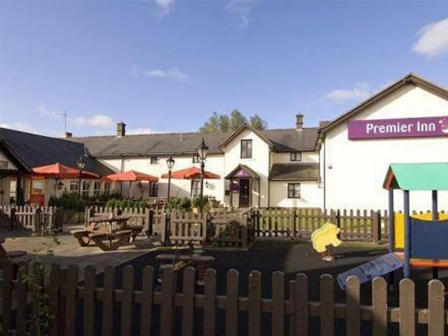 Premier Inn Blackburn North West