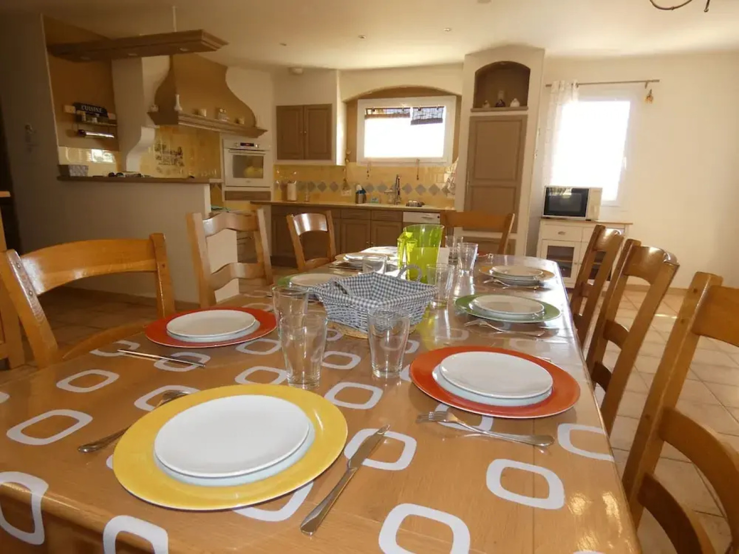 Inviting Villa in Saint Paul Trois Chateaux With Pool