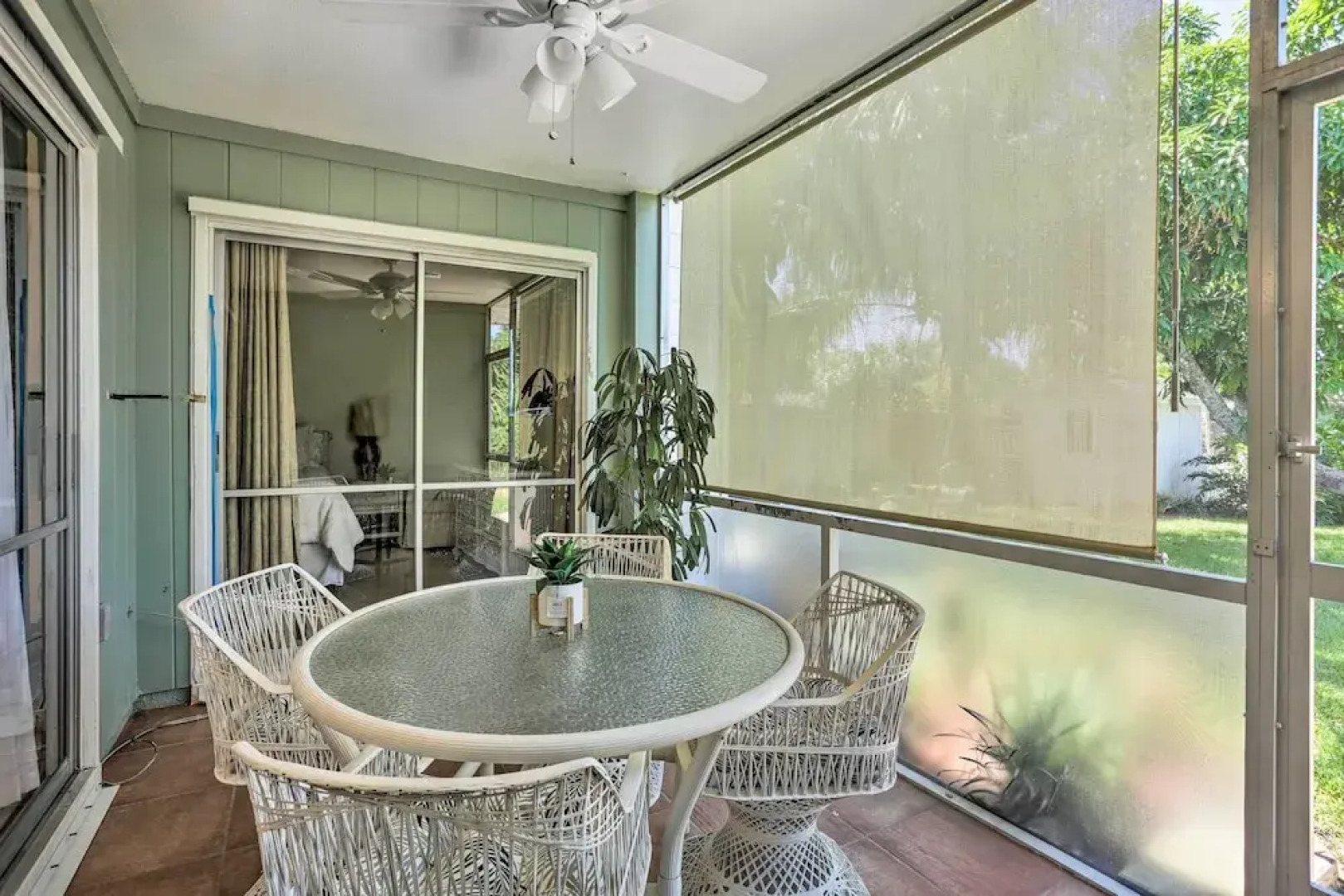 Vibrant Stuart Getaway w/ Private Hot Tub!