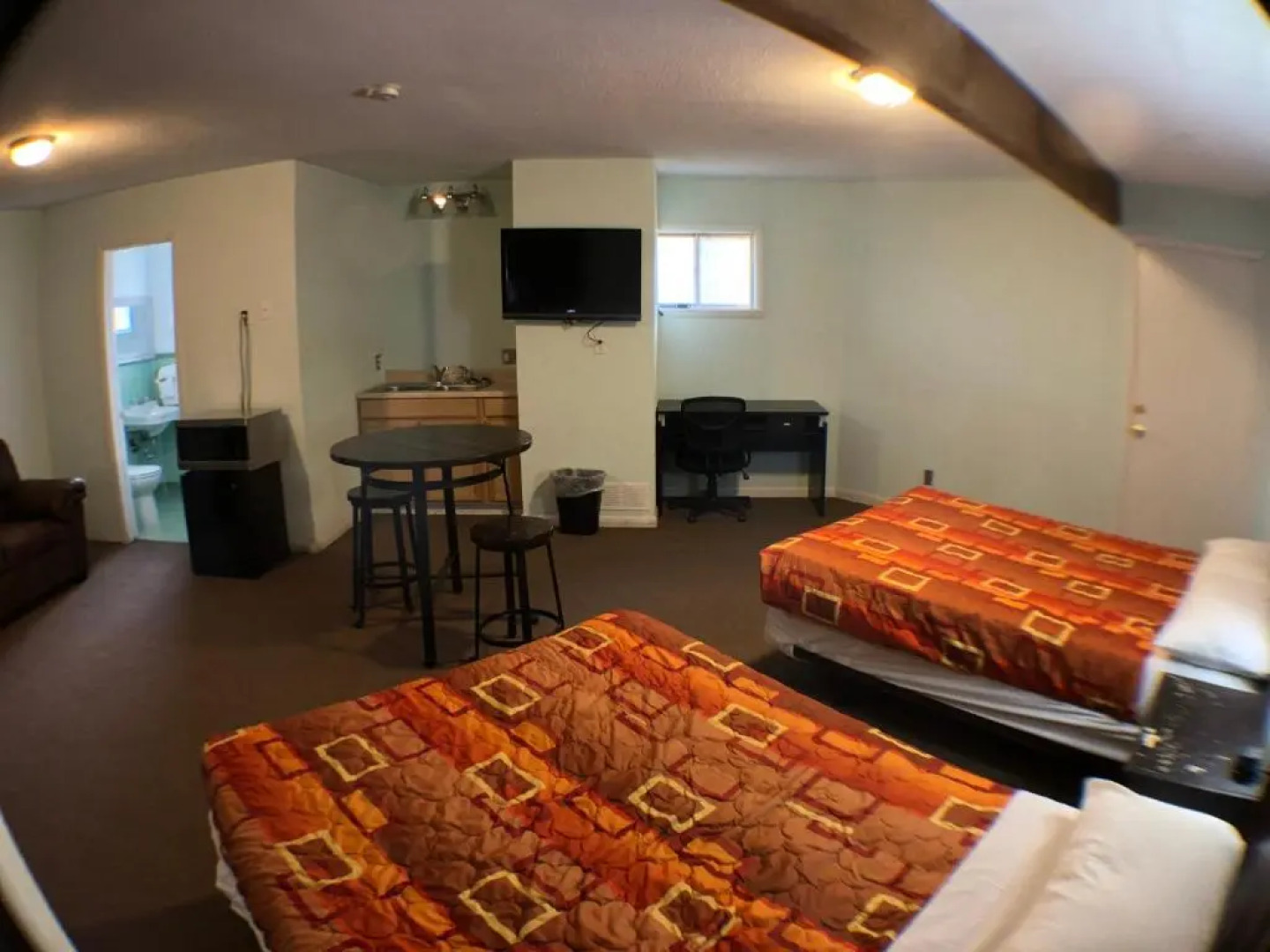 Tower 64 Motel & RV Park