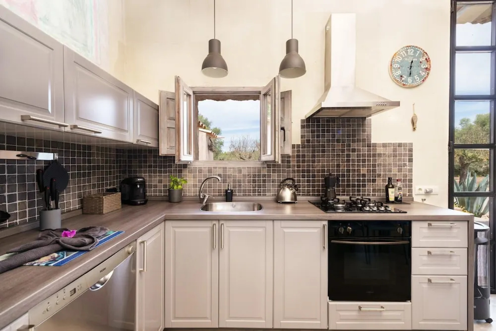 Can Pina-Adults Only (Eco Cascada)