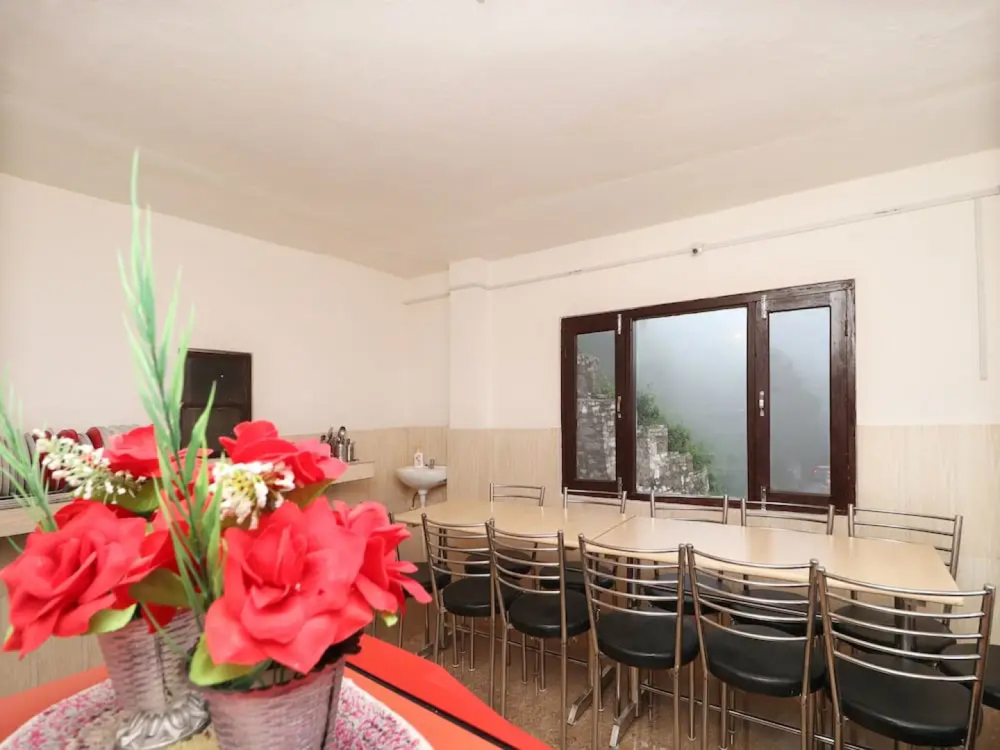 OYO Home 18565 Restful Stay