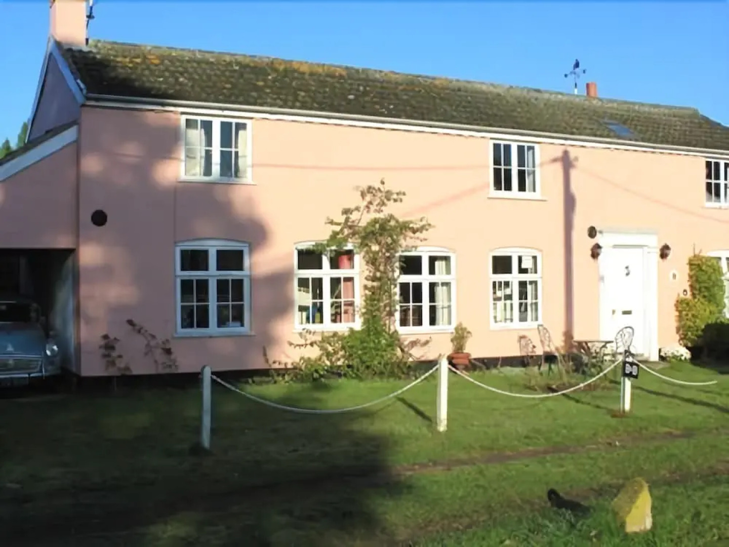 The Follies Cottage B&B