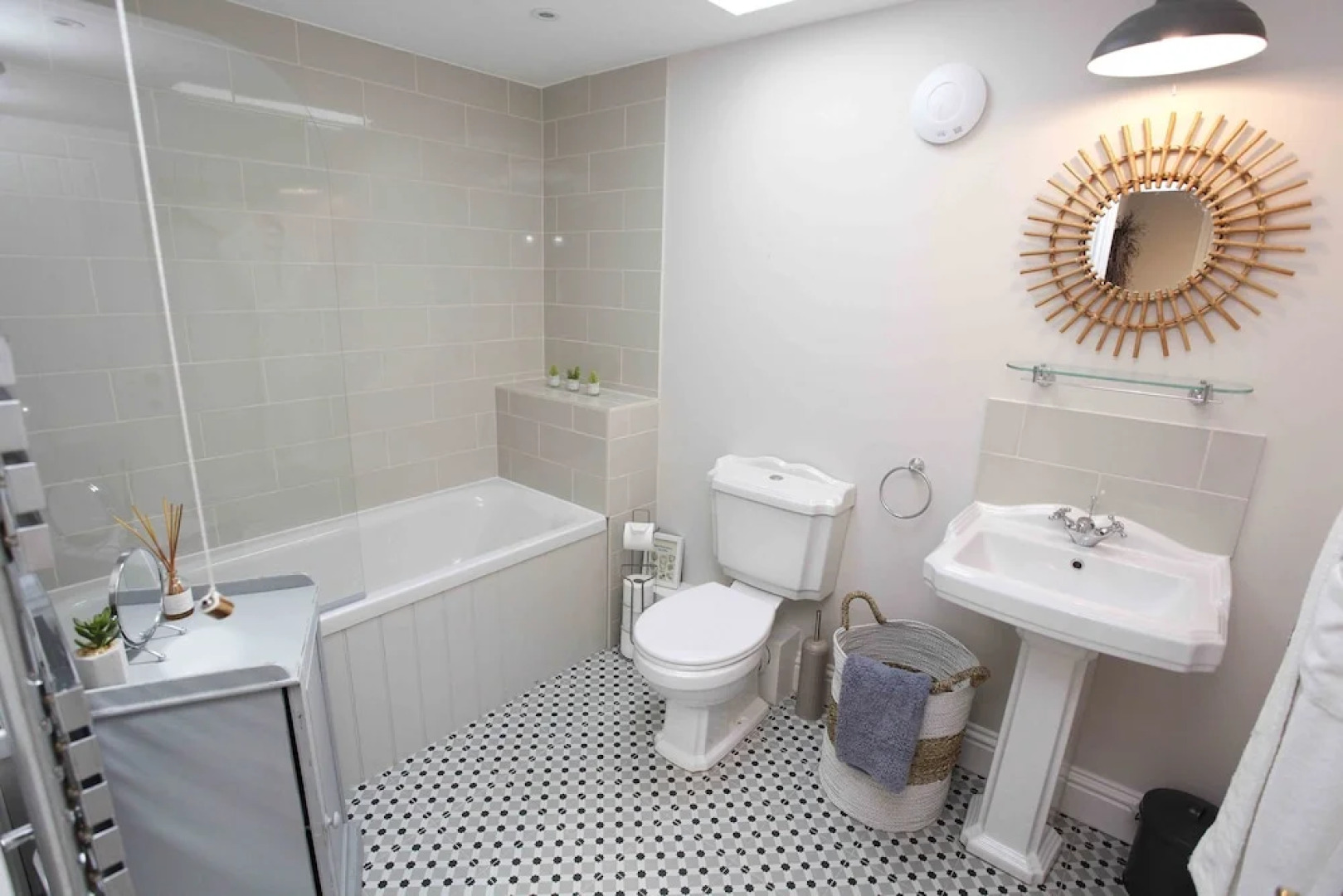 The Granary and Teals Den at Carters Barn Farm