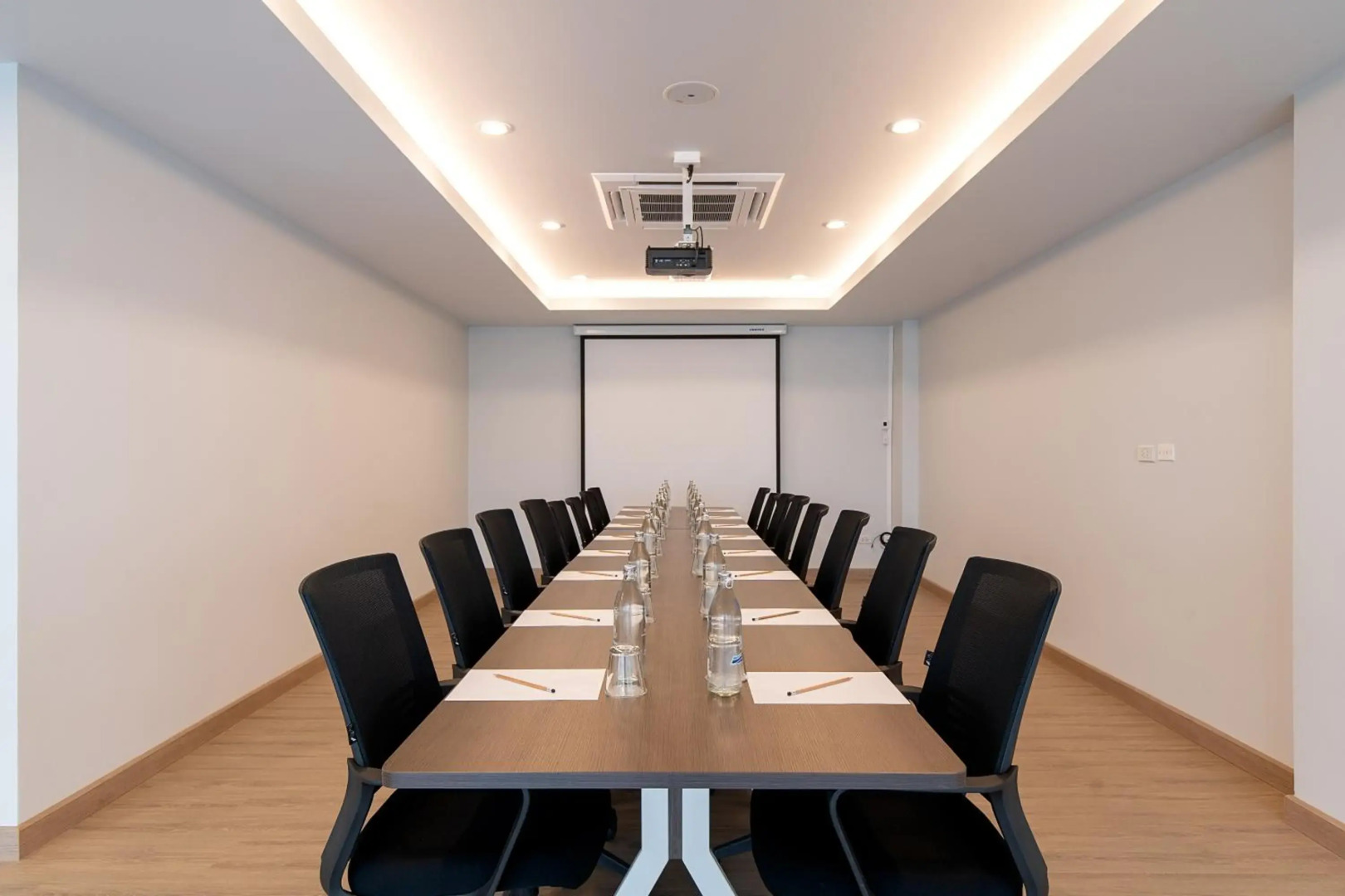 The Pride Hotel , Phitsanulok