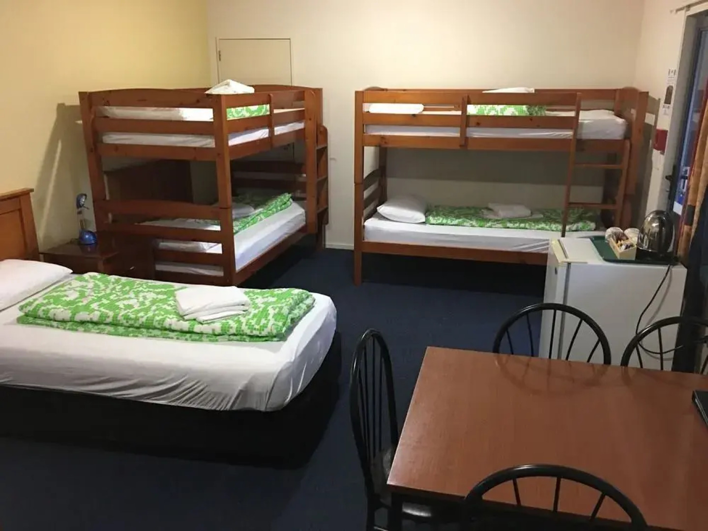 Haast River Top 10 Holiday Park