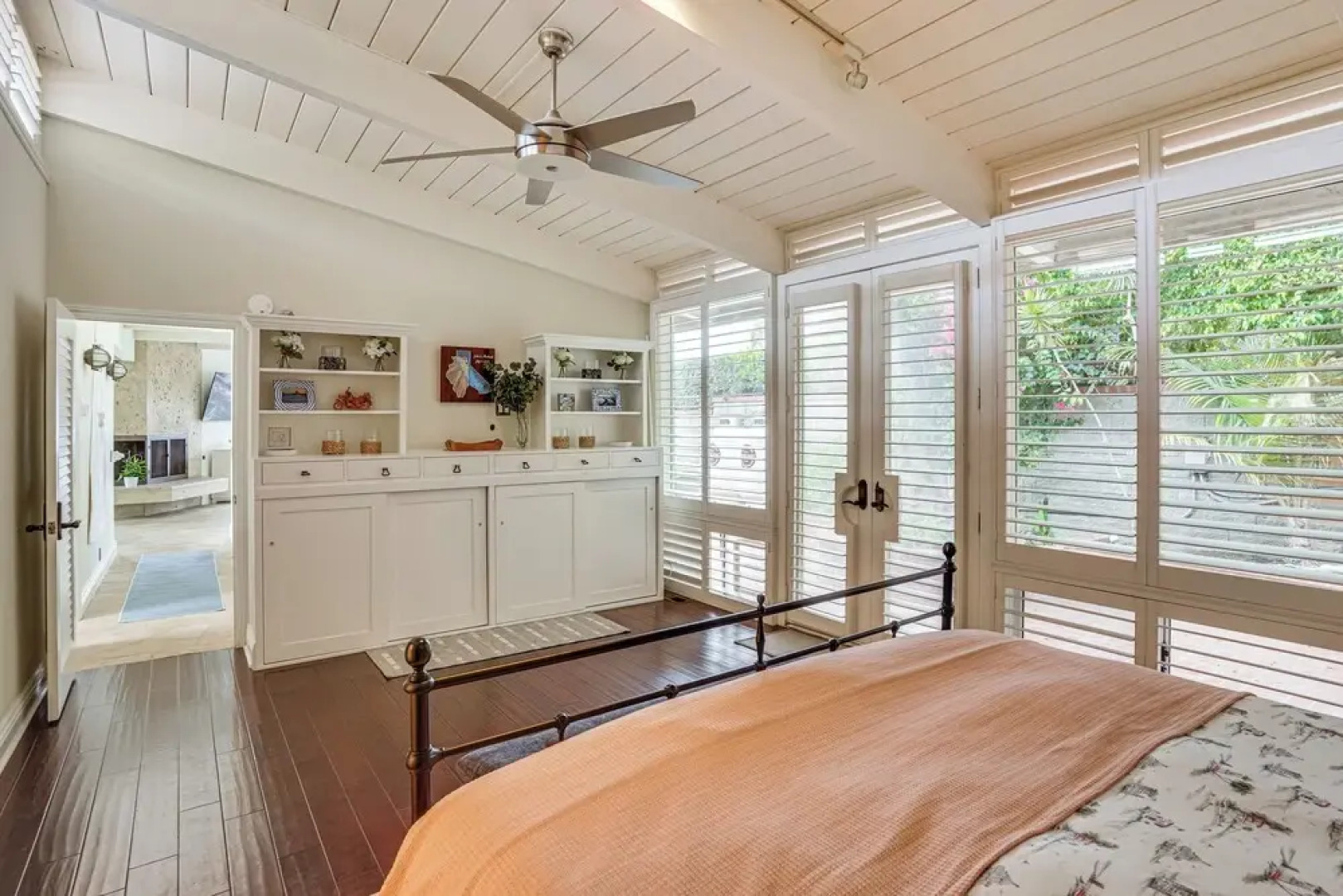 Walk to Private Beach: Rancho Palos Verdes Escape!