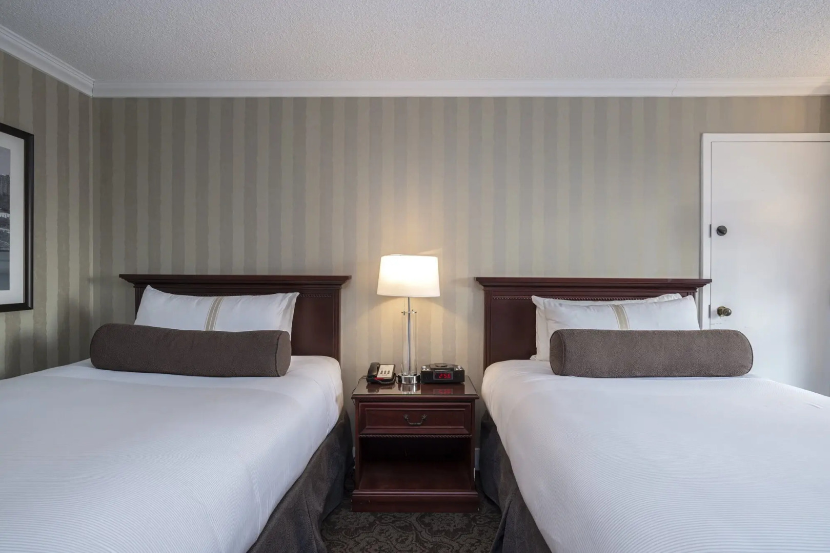 Sandman Signature Edmonton Downtown Hotel