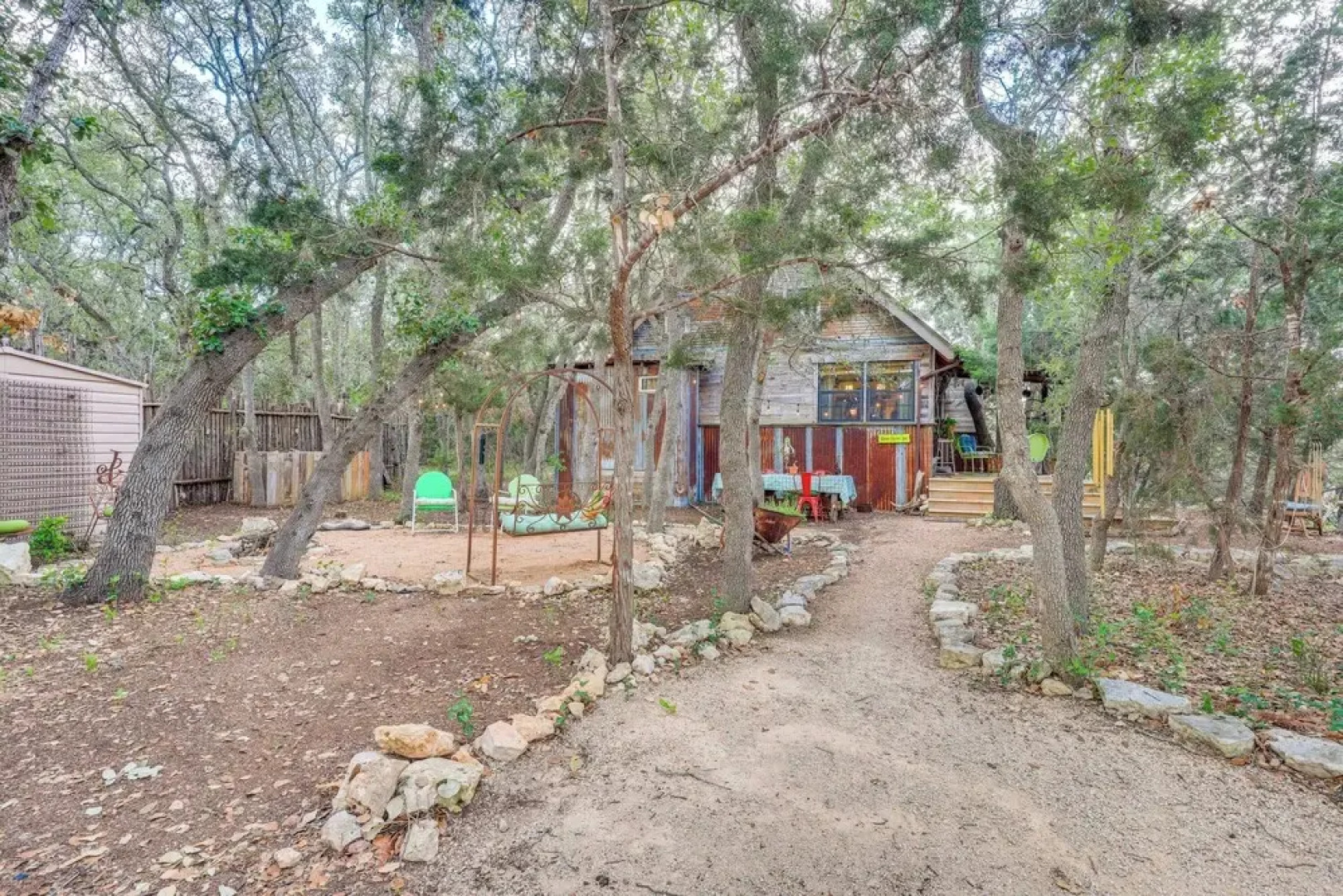 Pet-friendly Wimberley Cabin w/ Fire Pit & Hot Tub