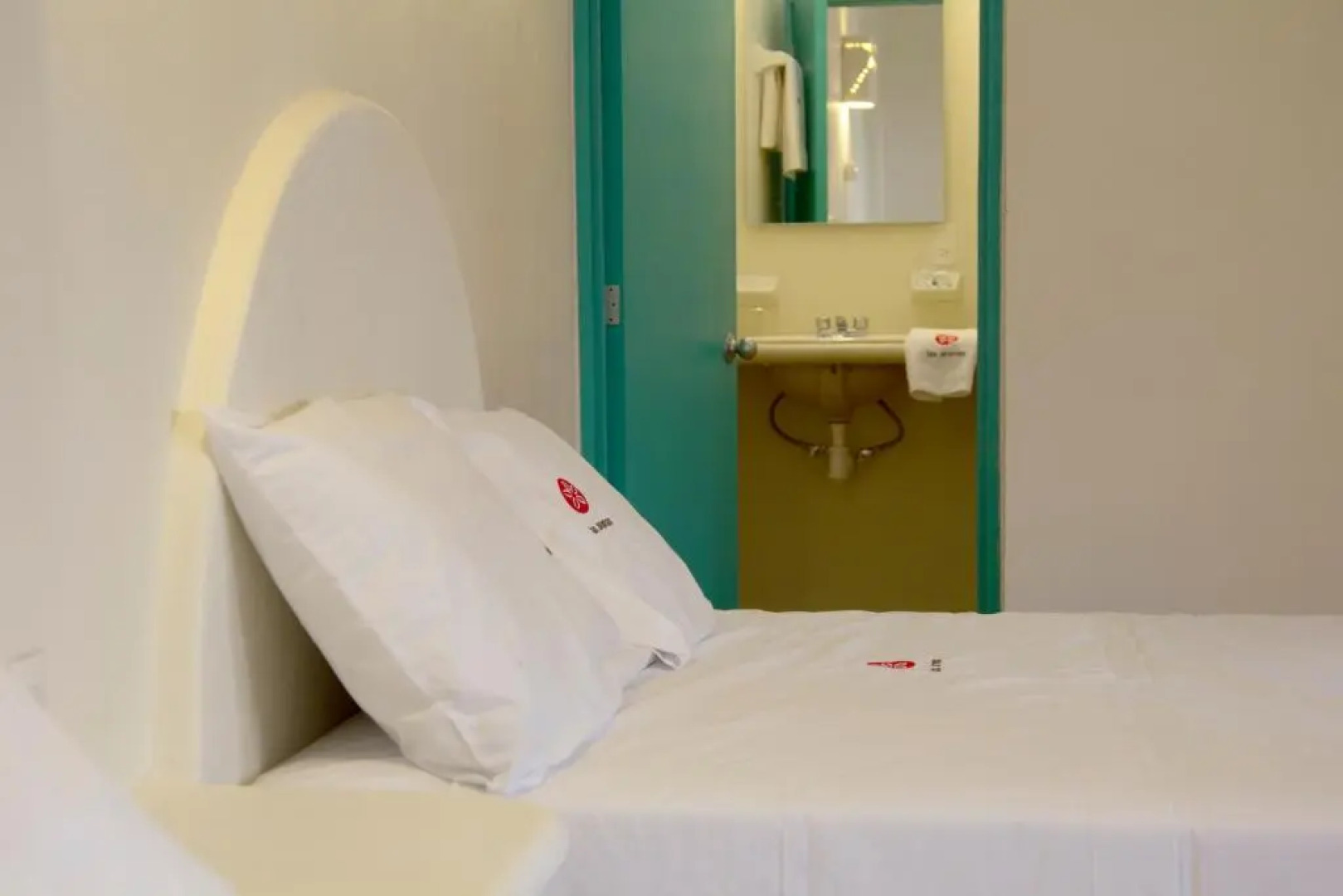 Las Arenas Bungalows Melaque