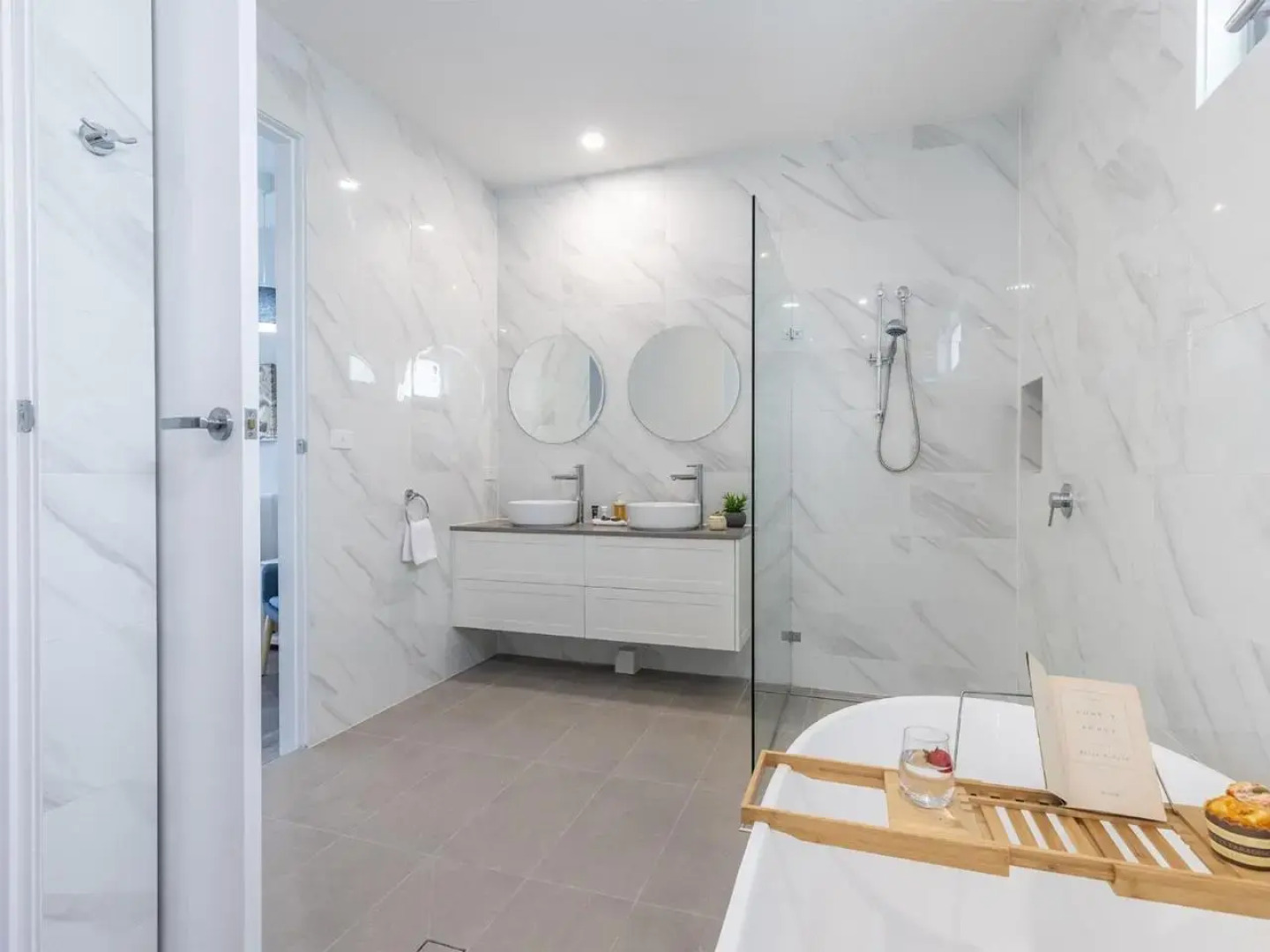 Fingal Bay Seabreeze Unit 2 16 Tuna Crescent