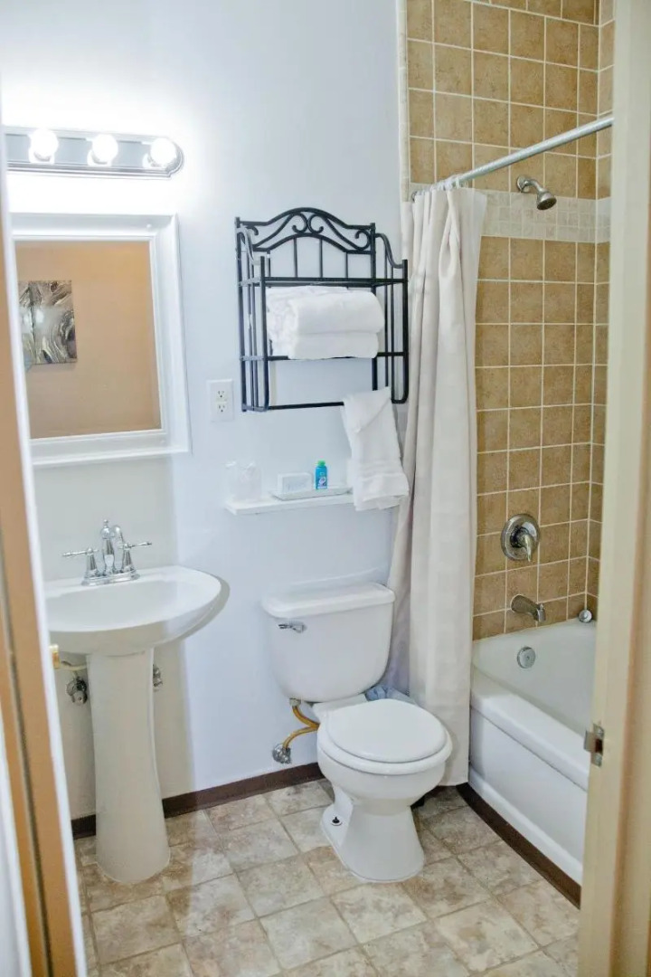 The Green Tree Hotel