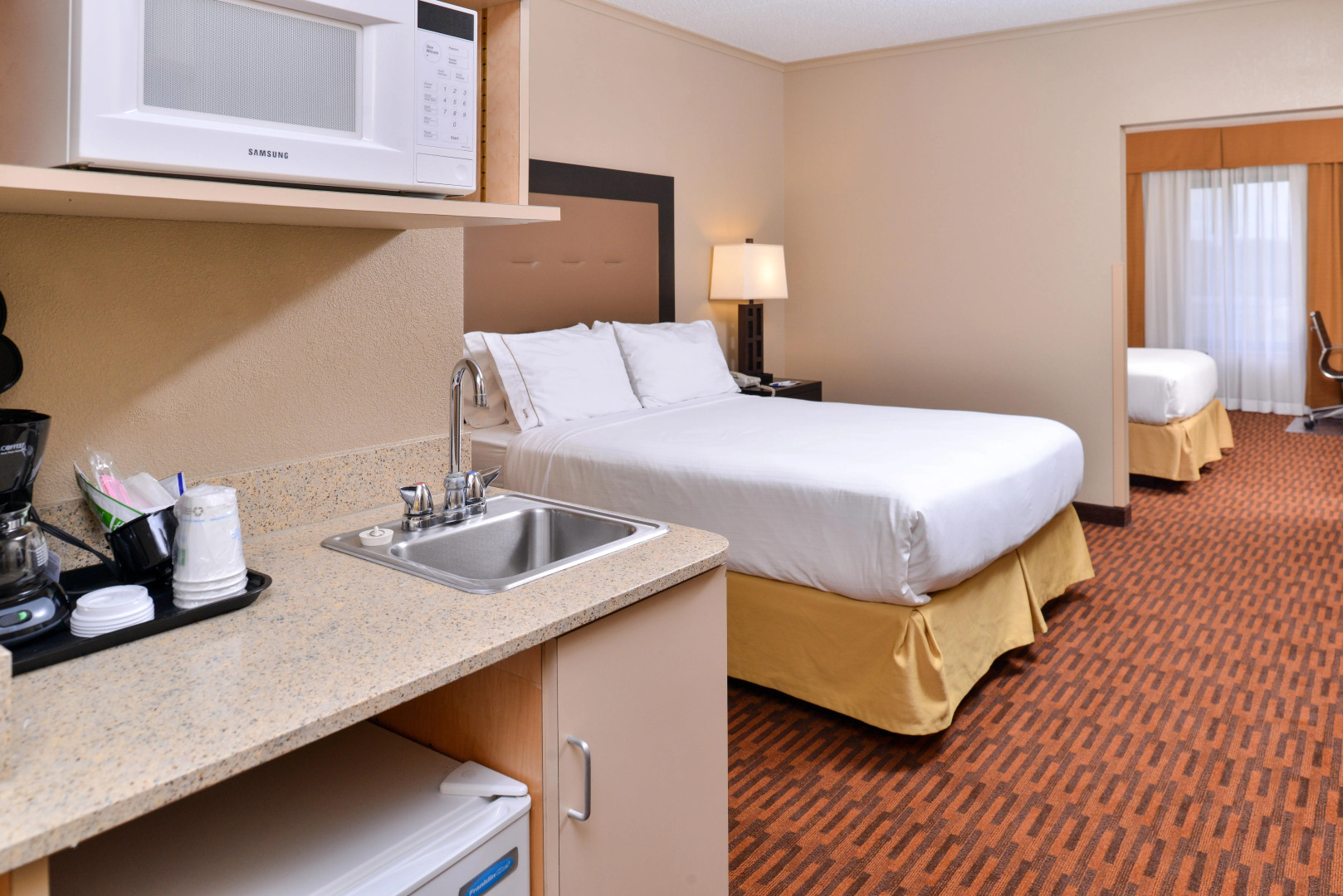 Holiday Inn Express Breezewood by IHG