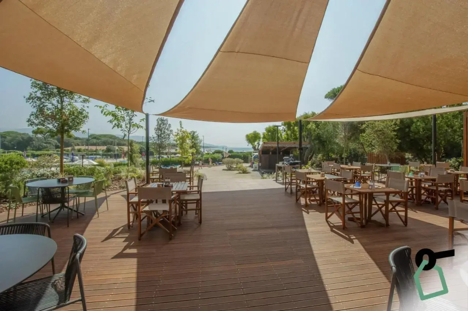 Deluxe - Two Bedroom No.2