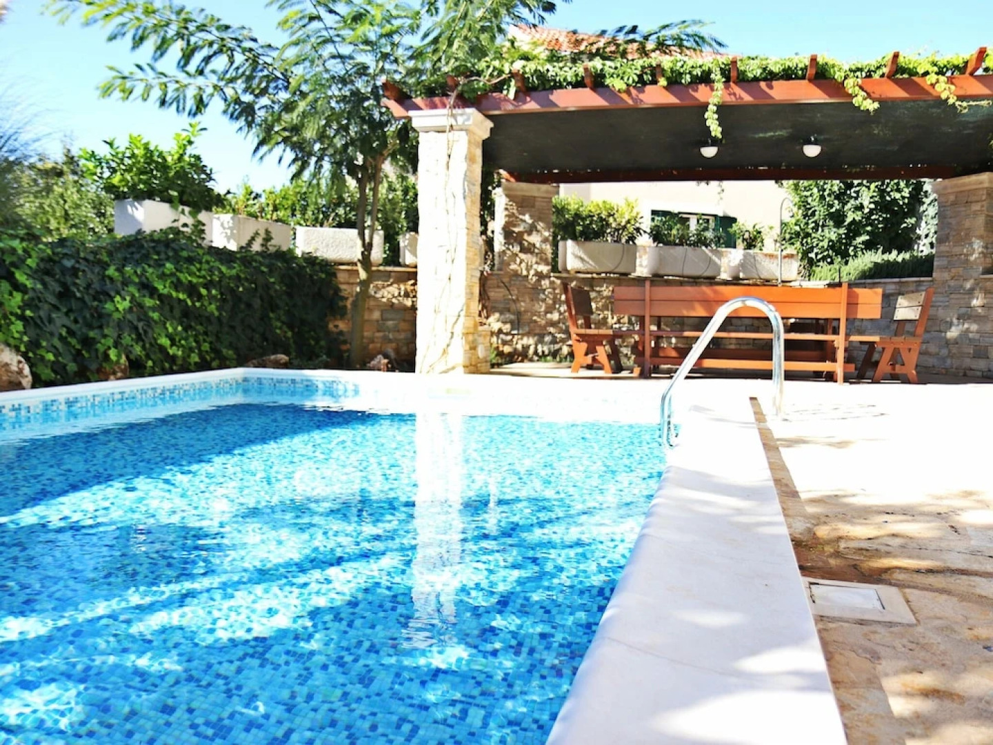 Picturesque Holiday Home in Bra? With Swimming Pool