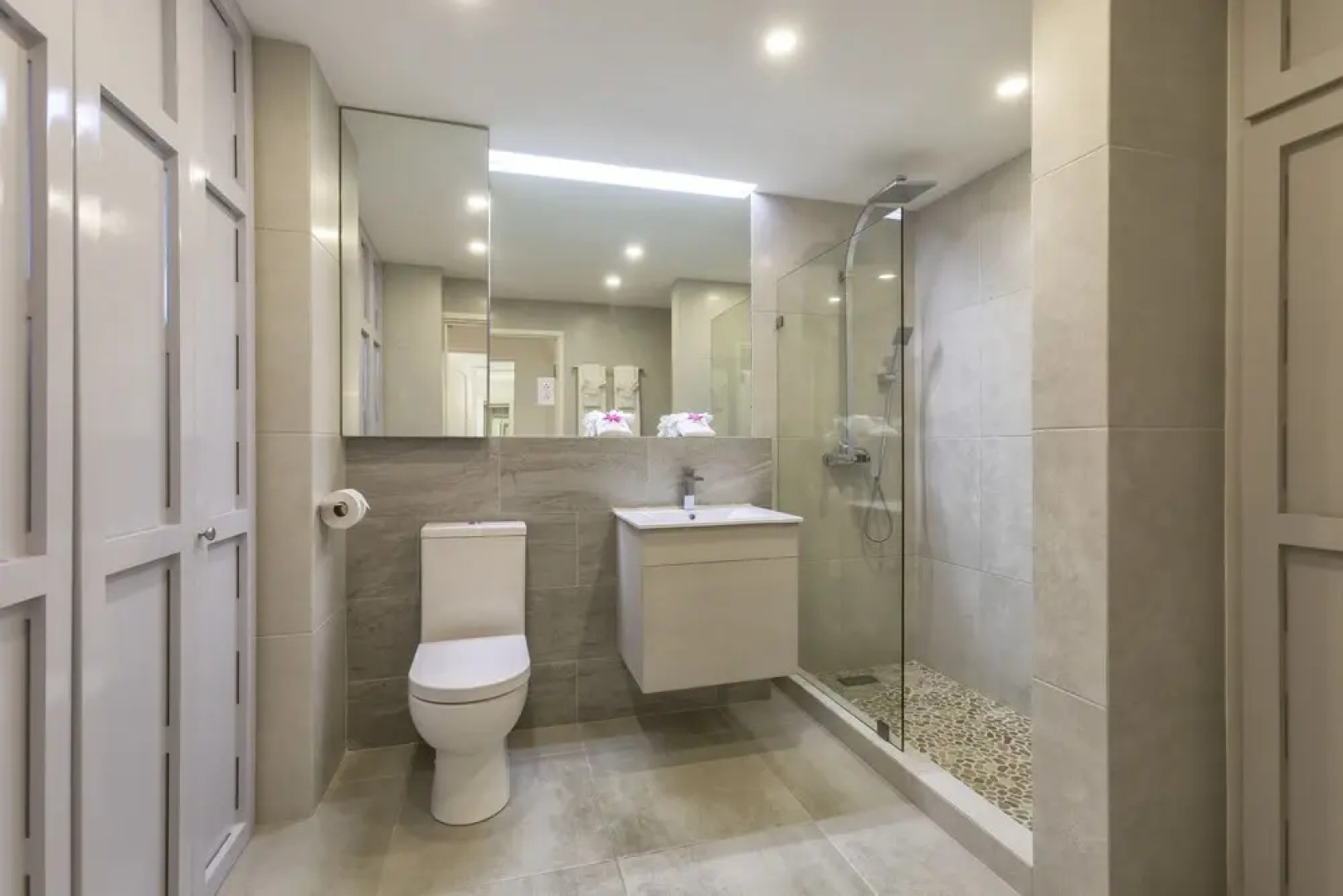 Dover Woods Apartments