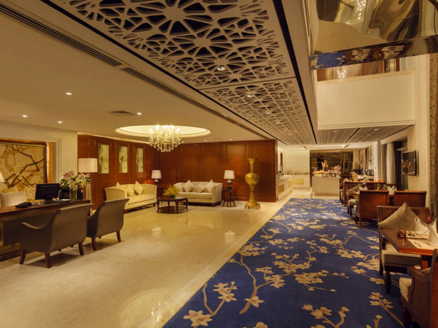 Royal Oriental Garden Hotel