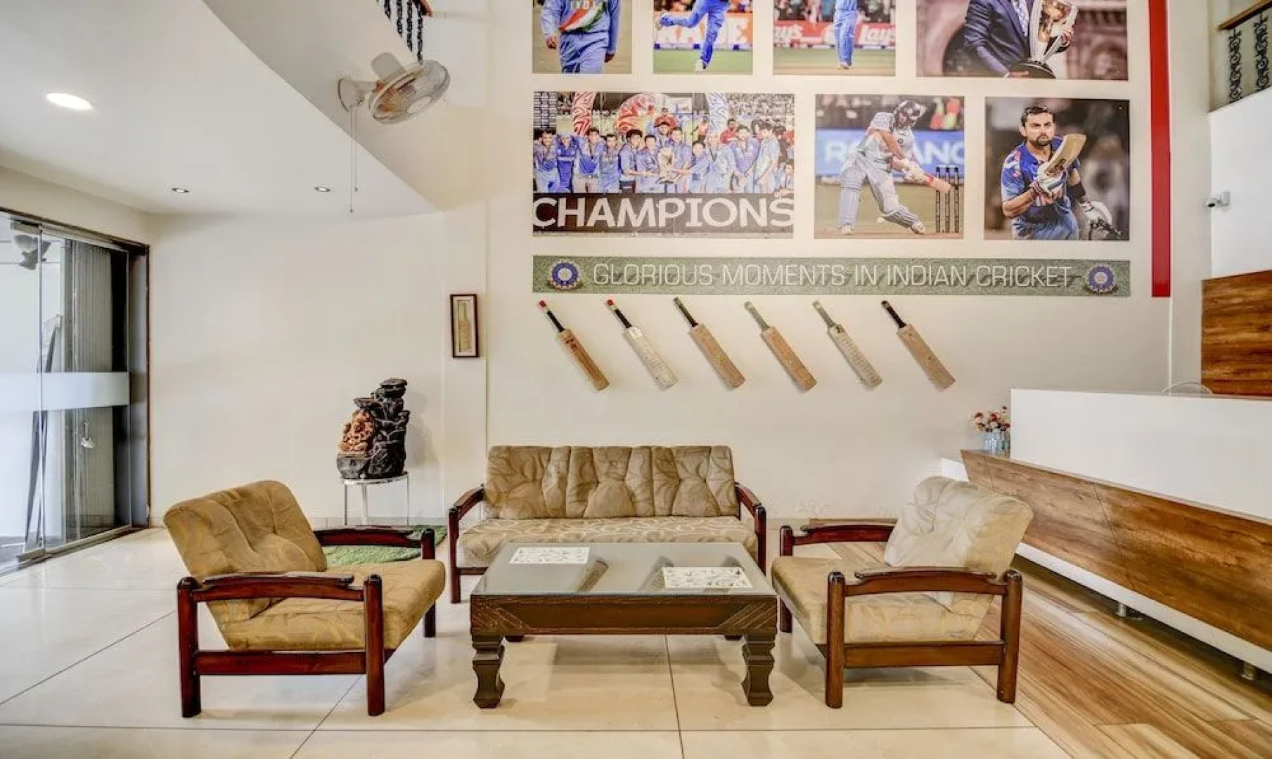 Treebo Trend Gul- Bahar