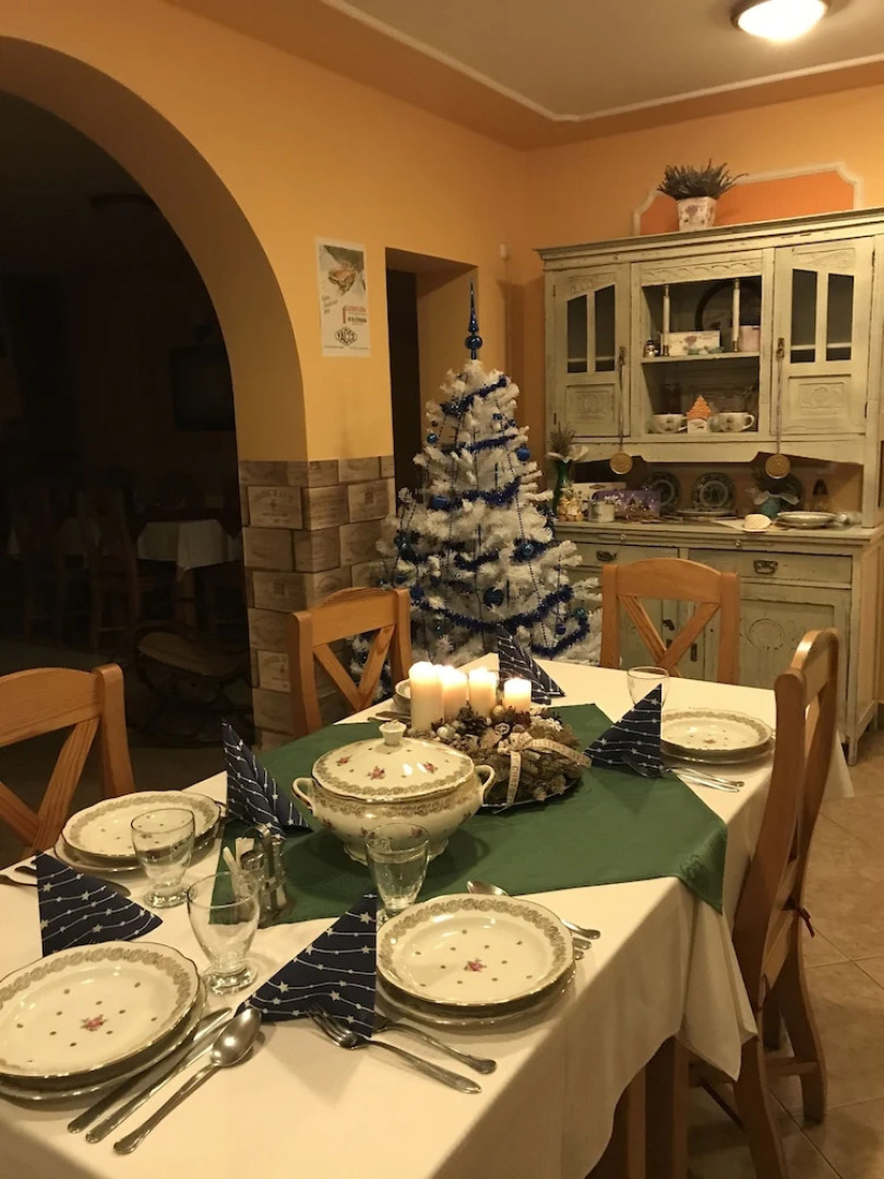 Petit Normandi Bistro  Panzi