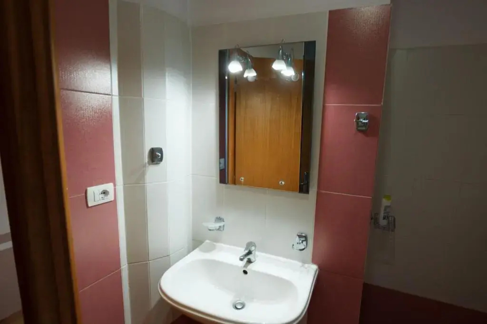 Autogrill, Hotel & Restaurant